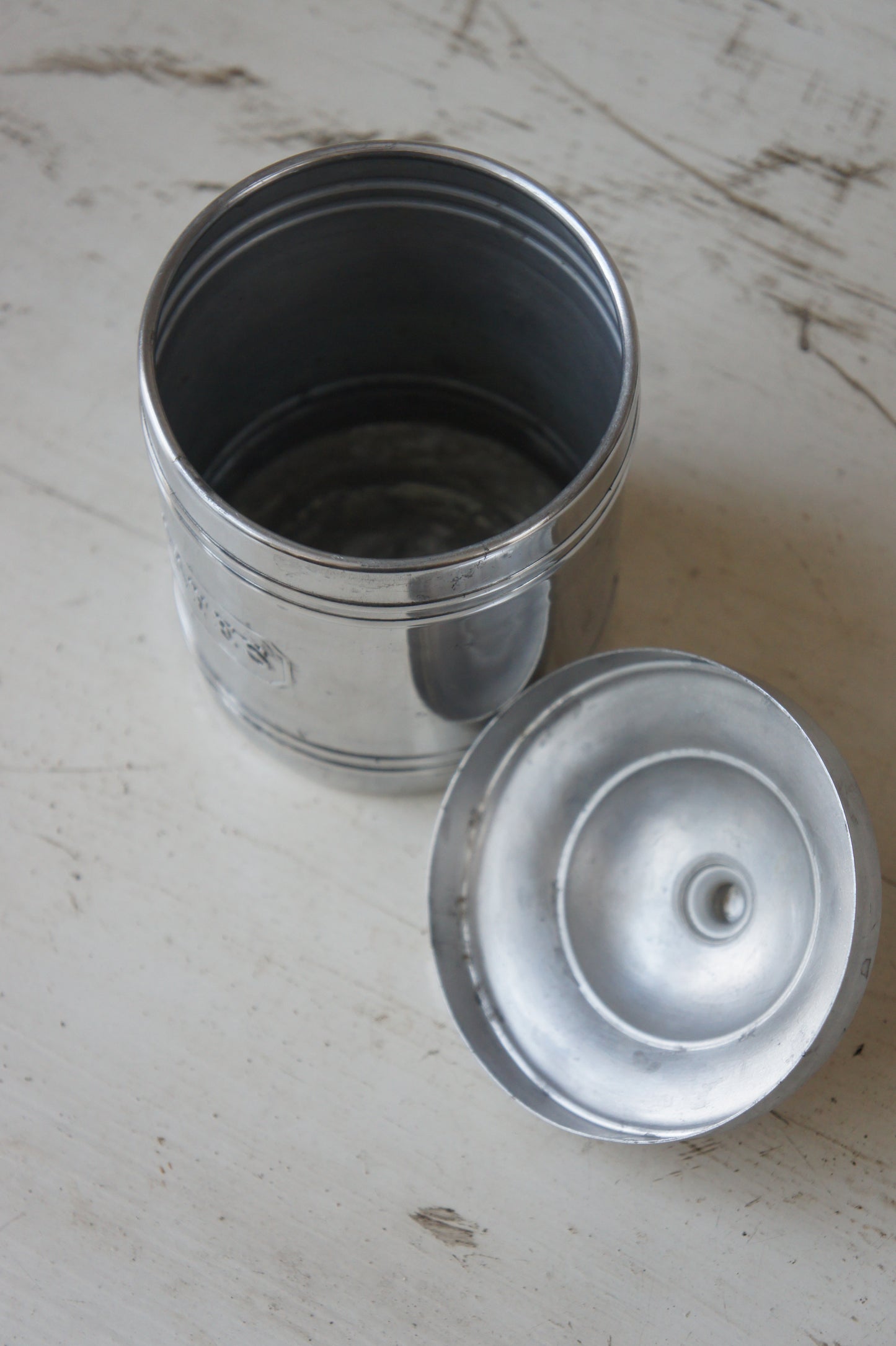 Aluminium canister / PATES
