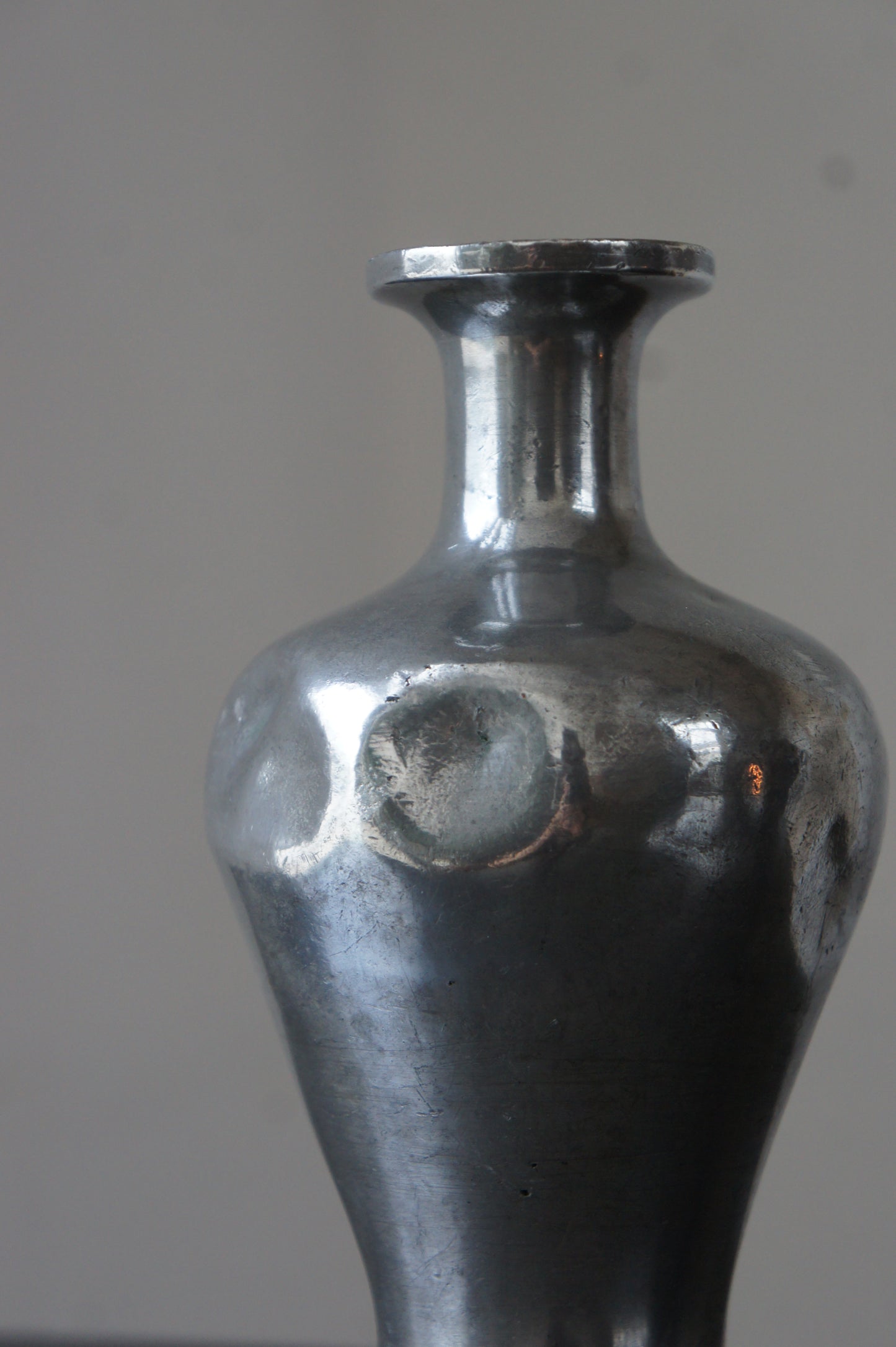 Pewter pot