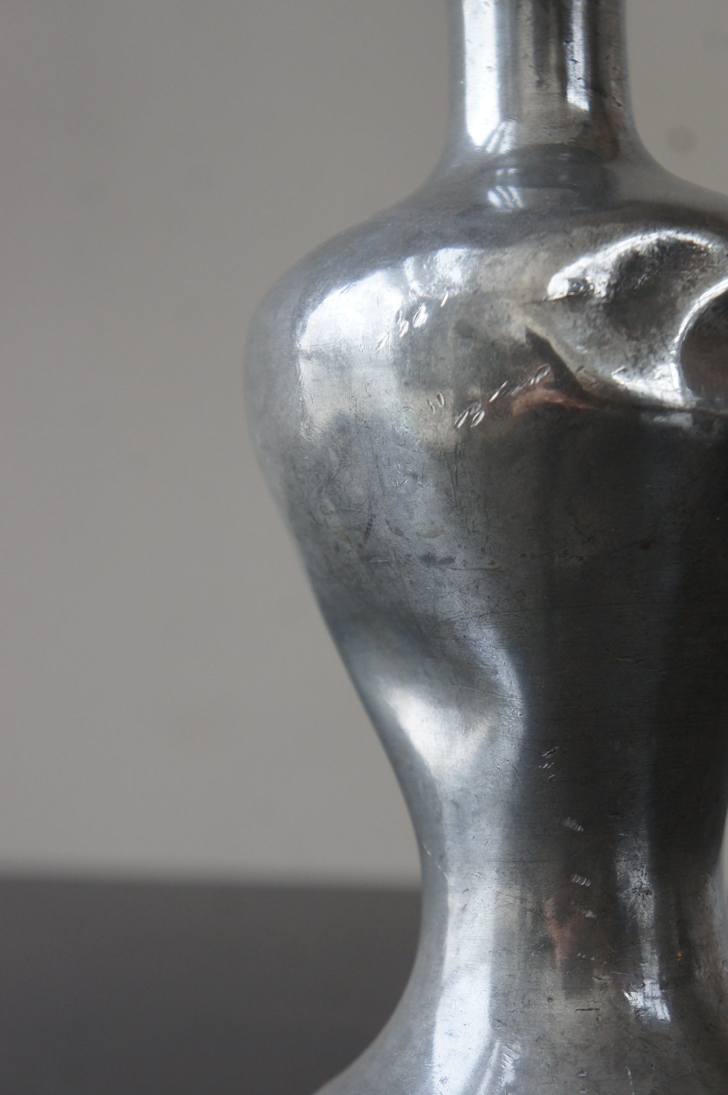 Pewter pot