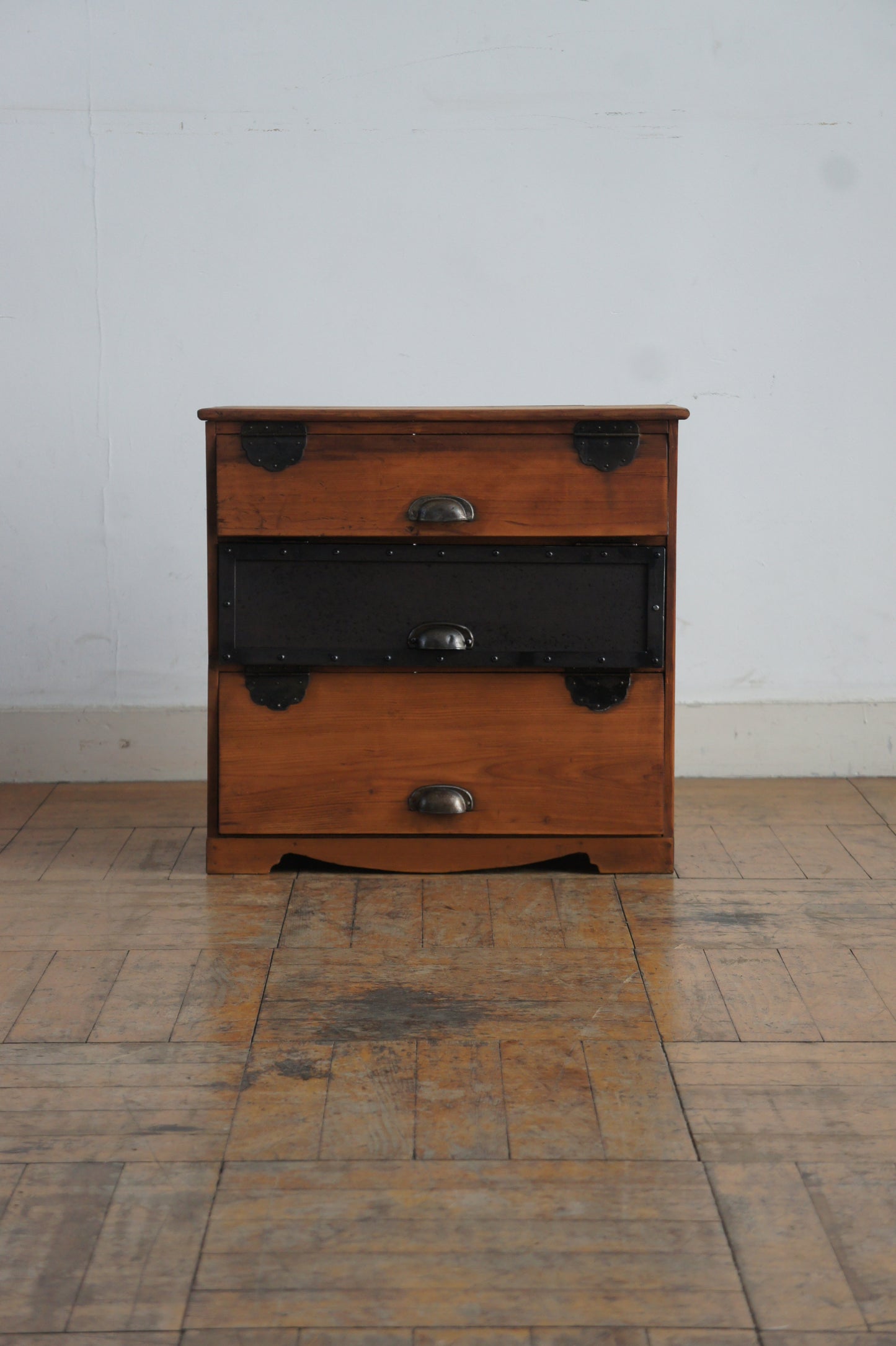 Small shoe rack