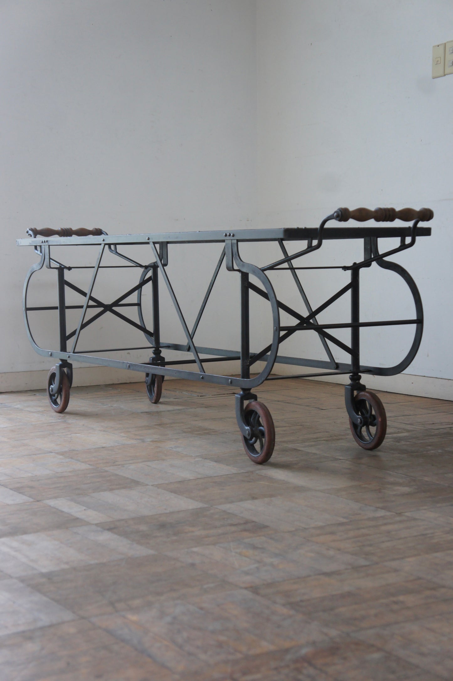 Wagon table