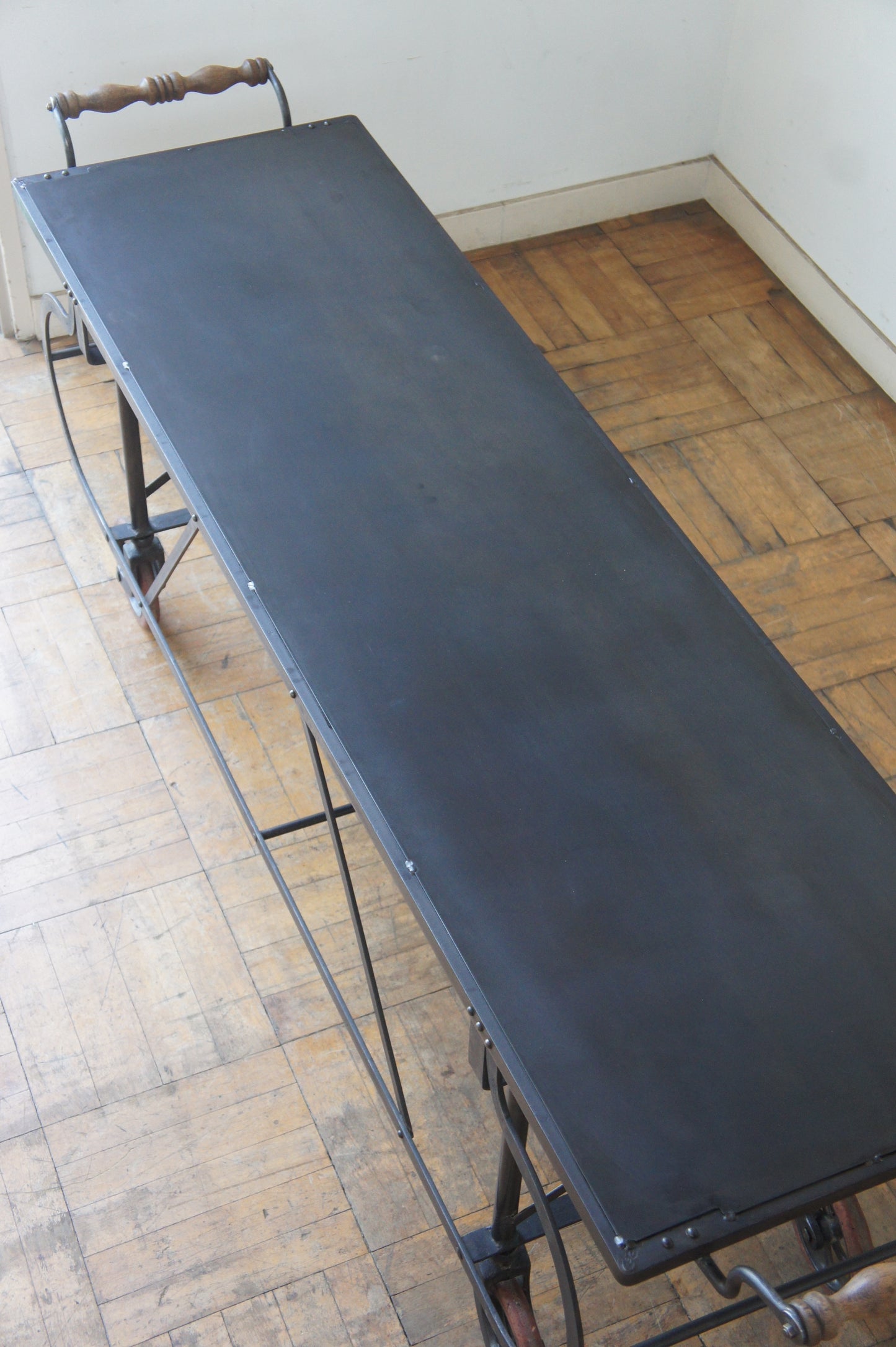 Wagon table