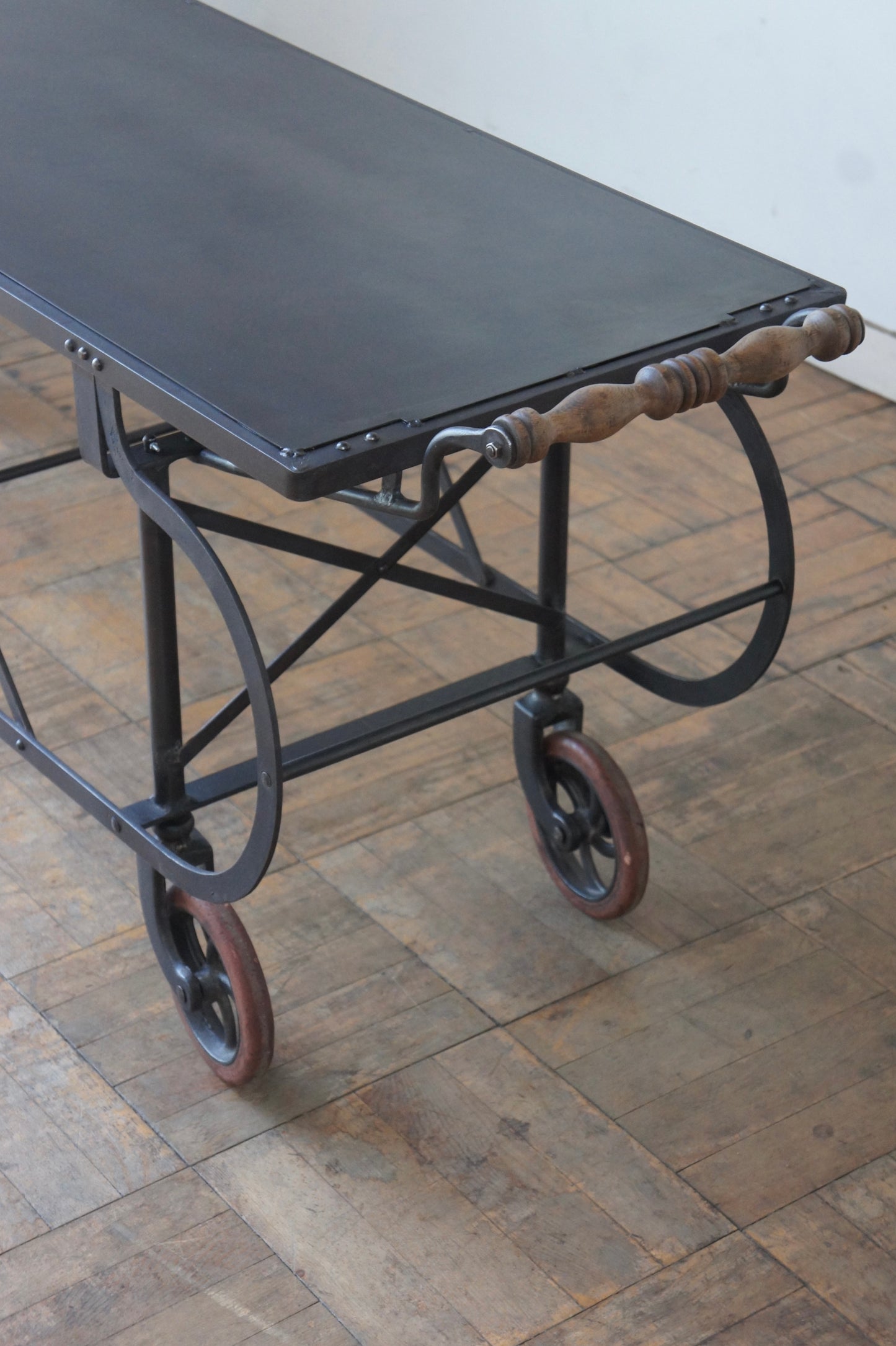 Wagon table