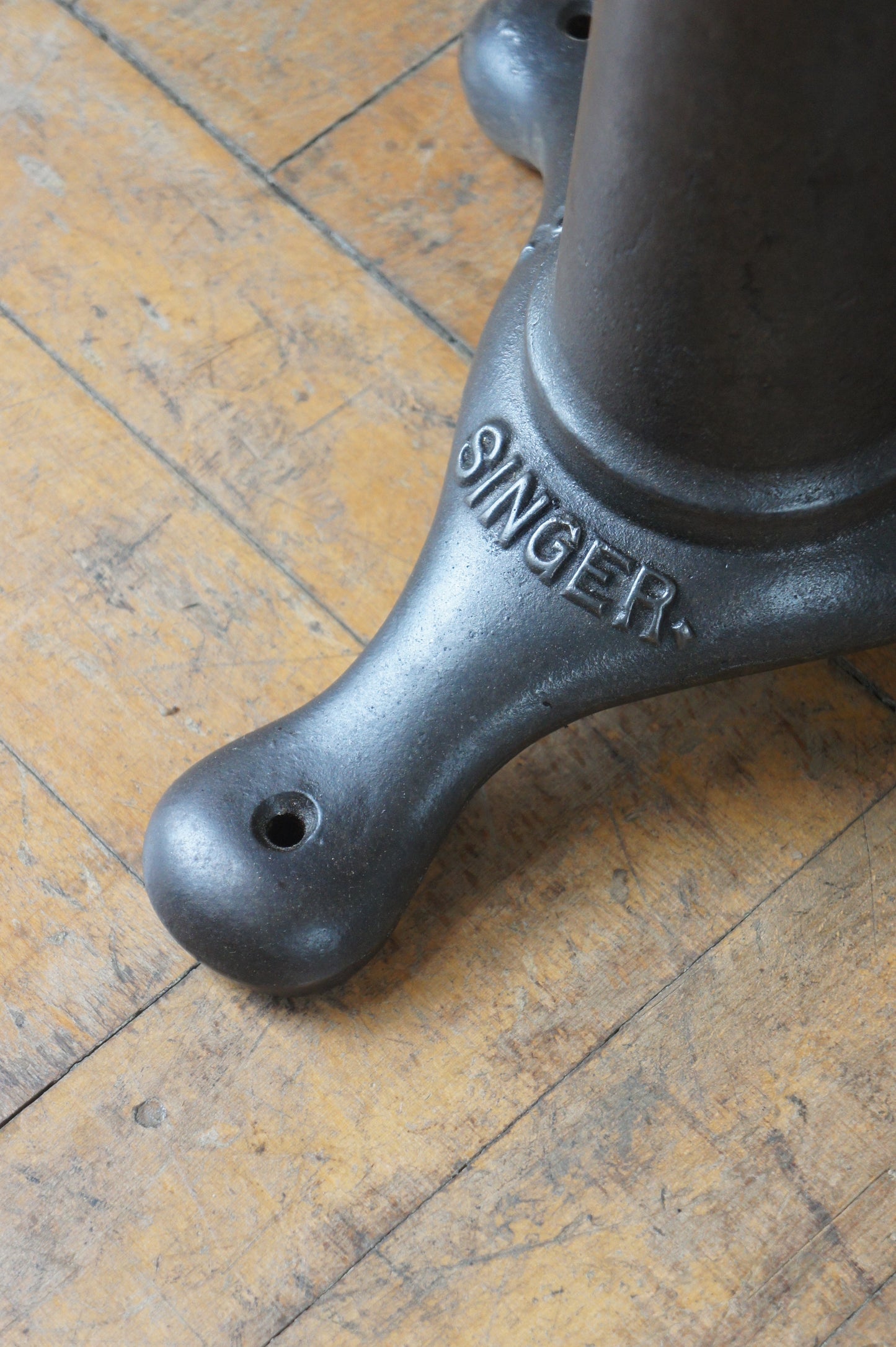 SINGER Stool 3f