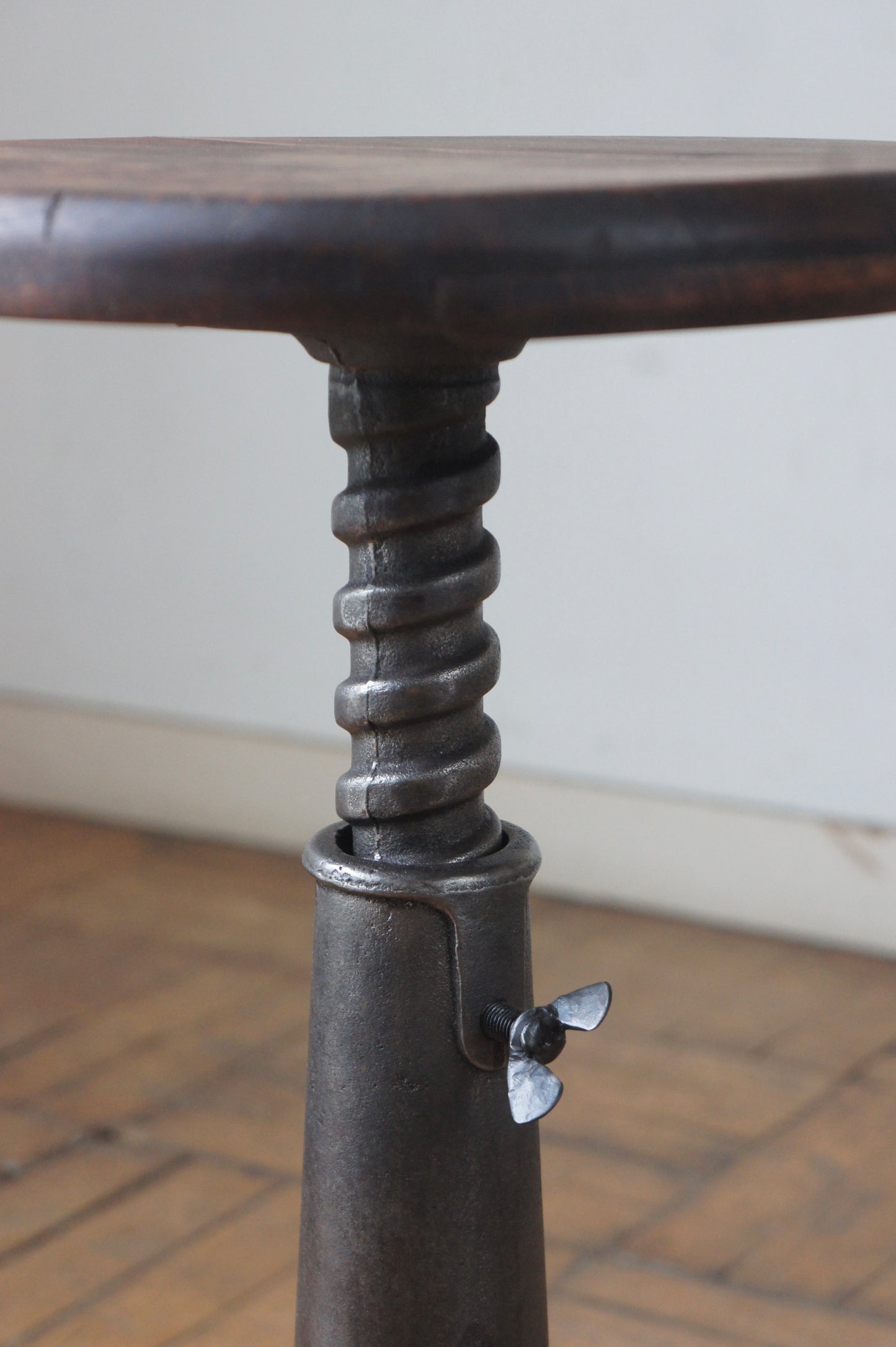 SINGER Stool 3f