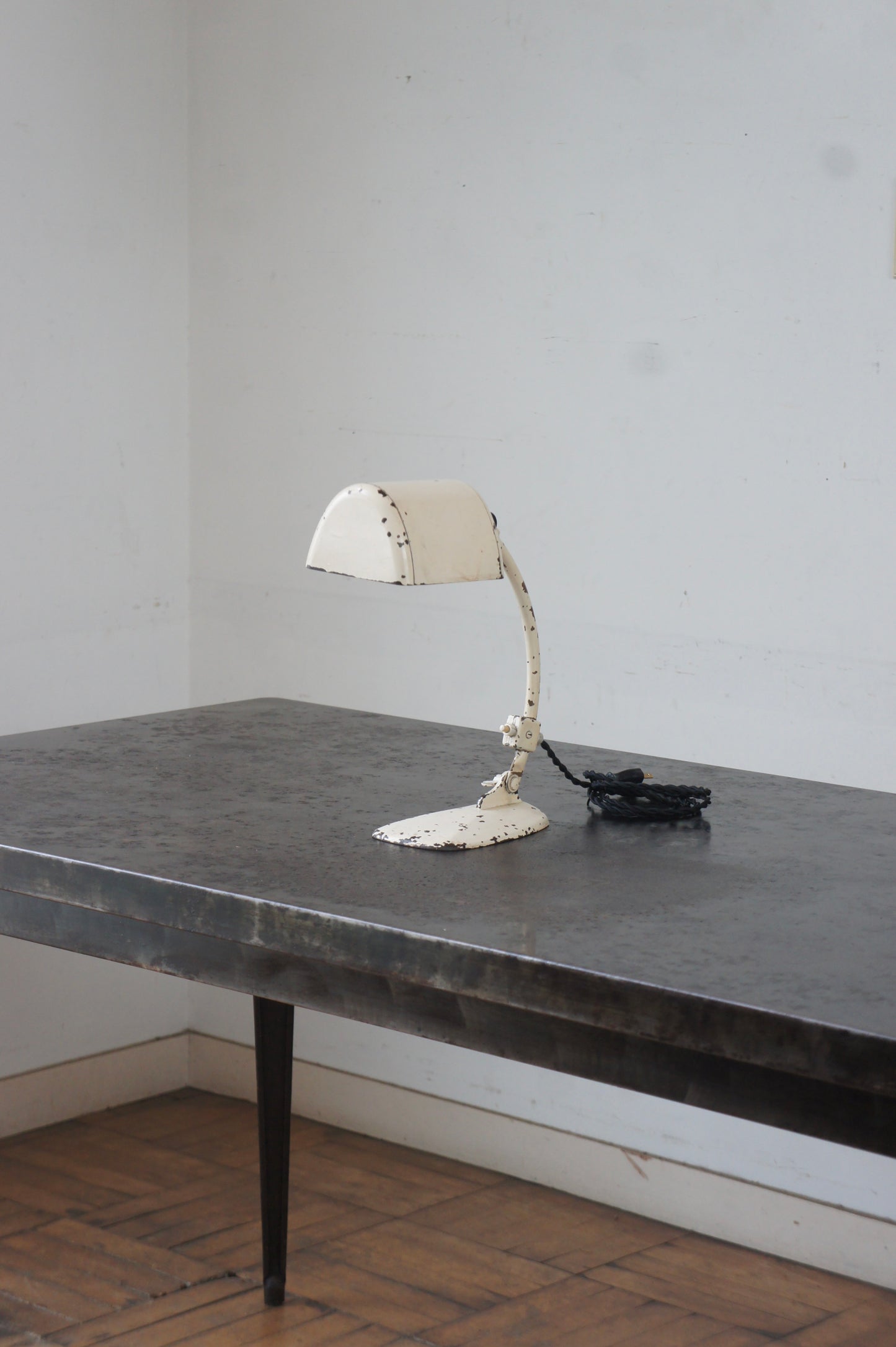 Desk light Novum / ノヴム