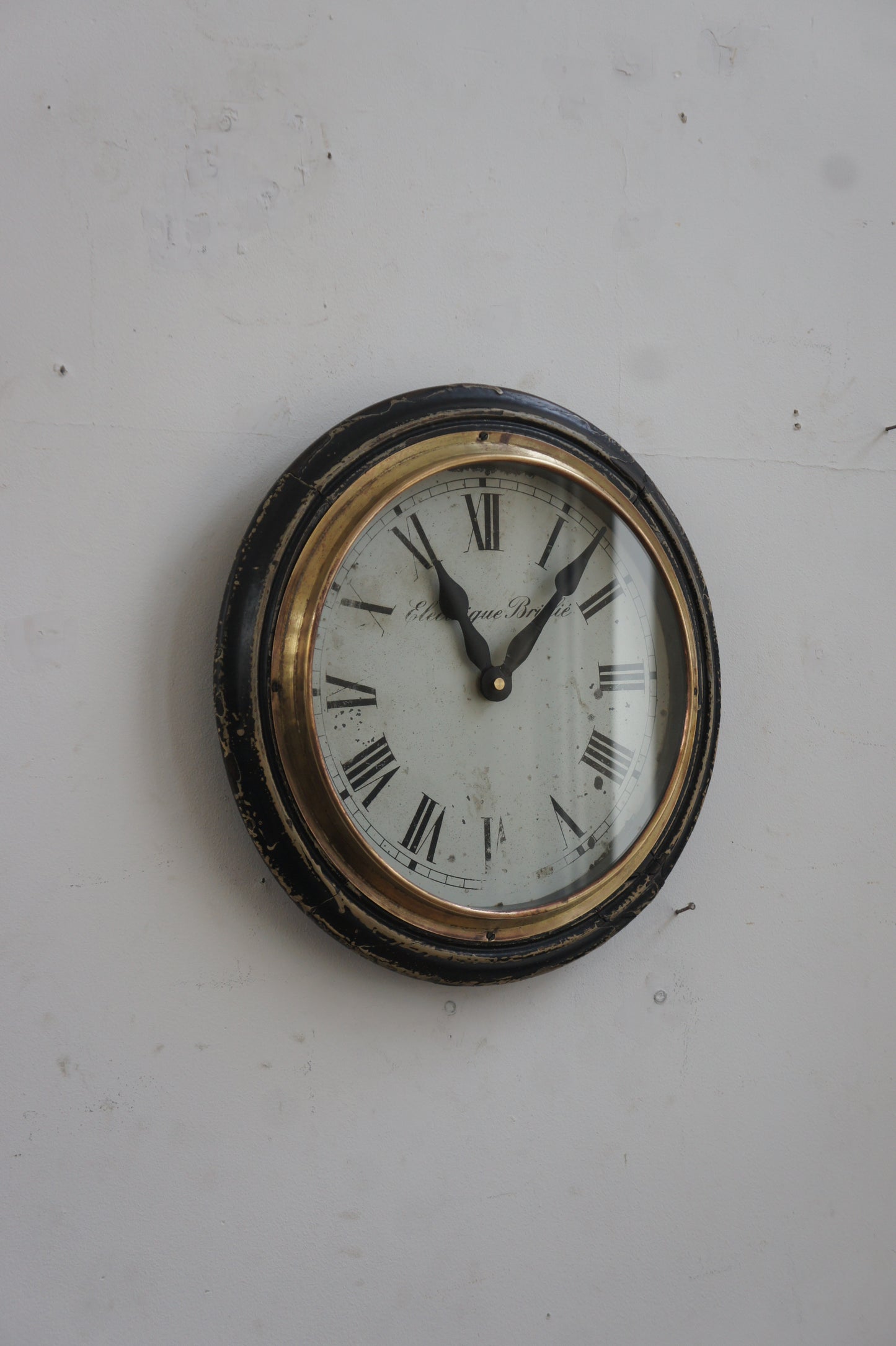 BRILLIÉ Wall clock / bois noir