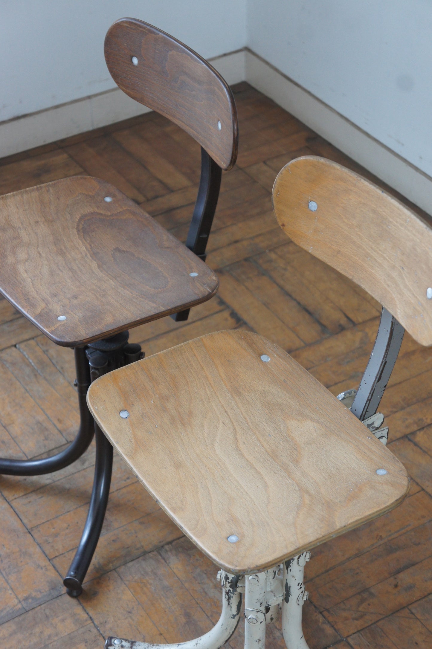 BIENAISE Chair N°232 / white