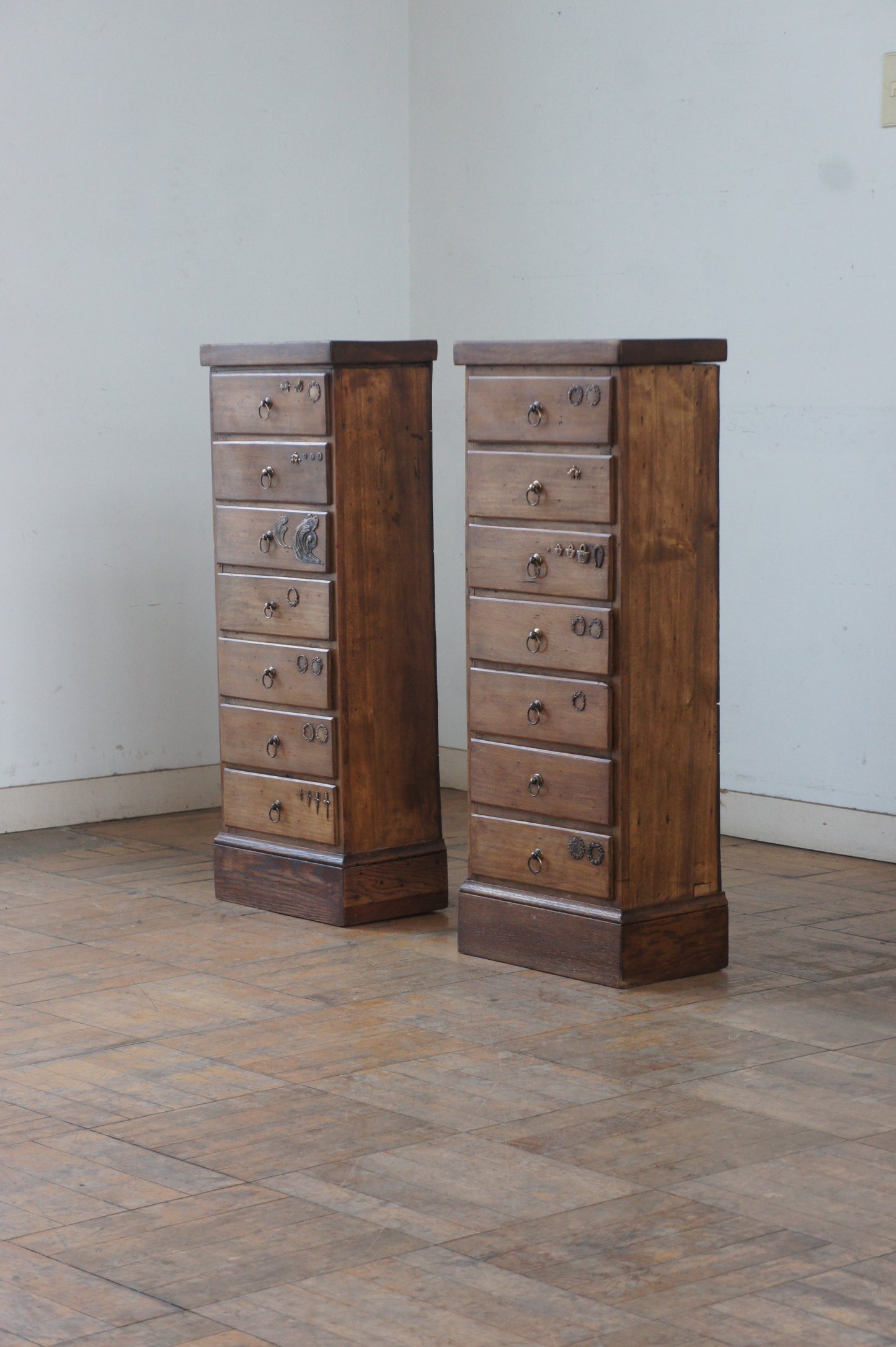 Wooden drawers cabinet 7 / N°1