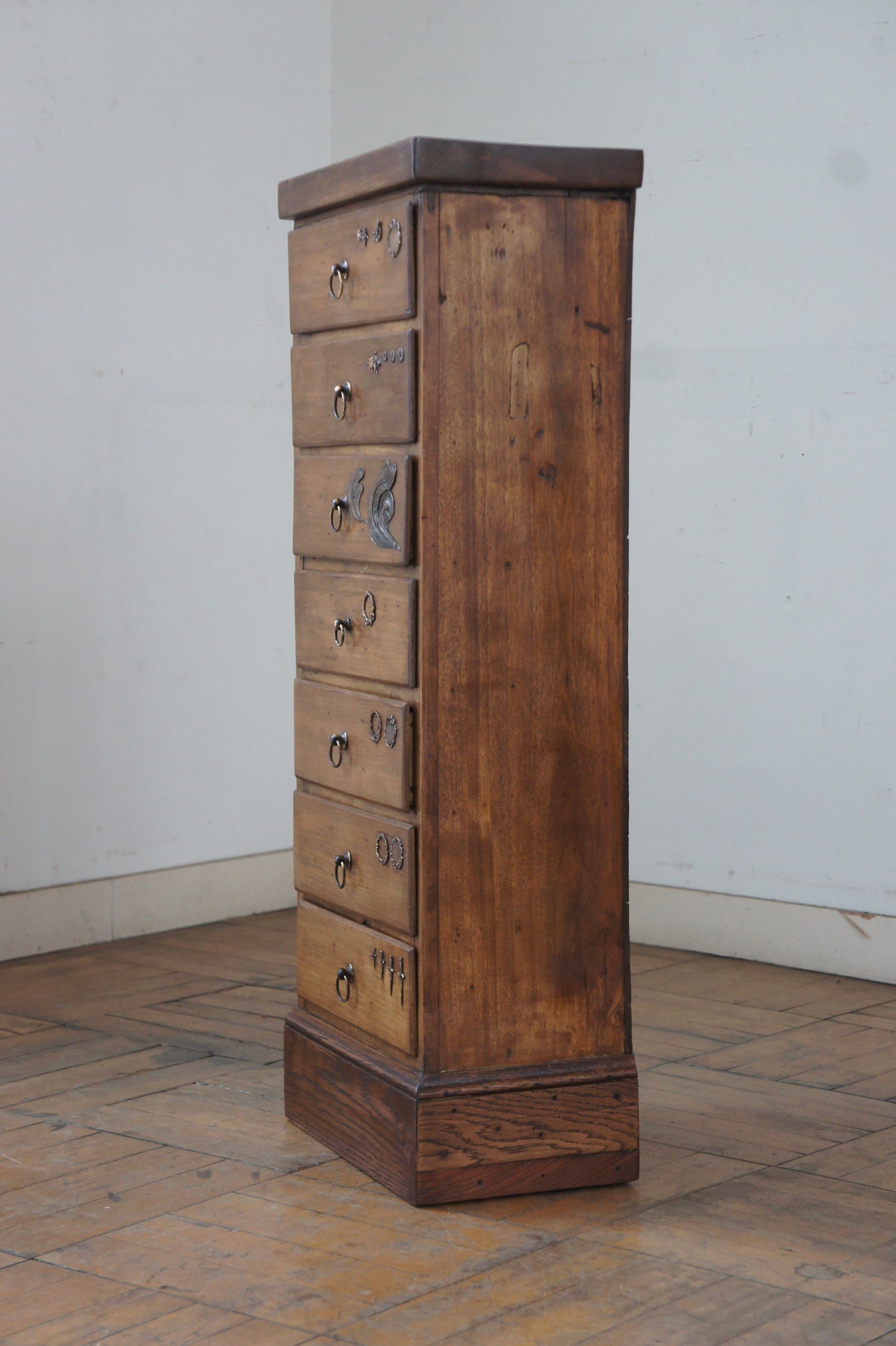 Wooden drawers cabinet 7 / N°1