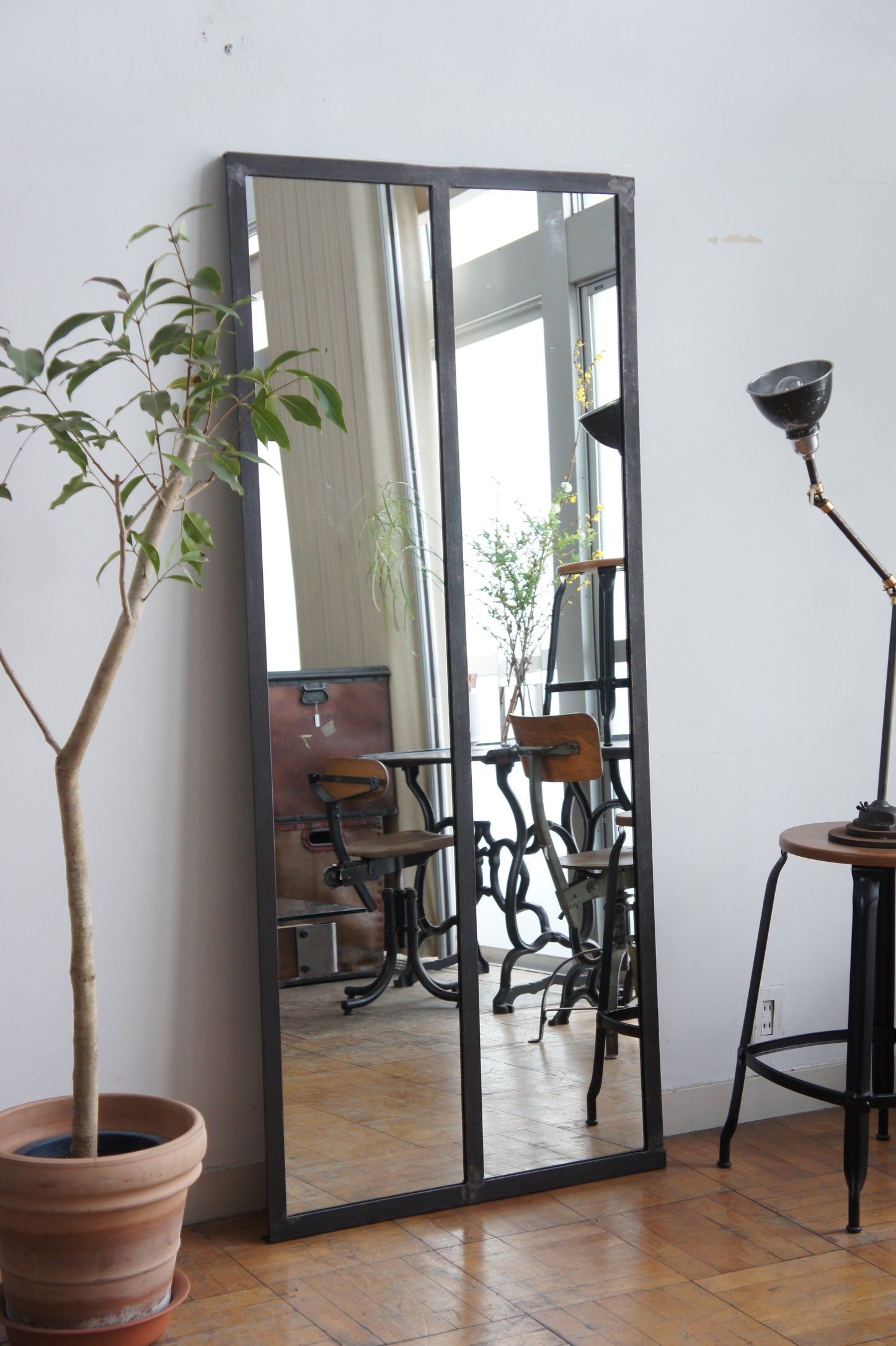 Iron window mirror 2G / A