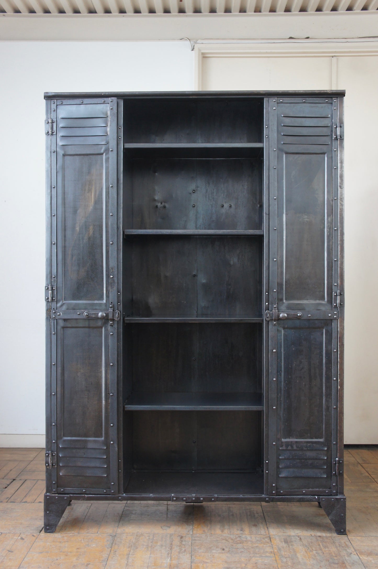 GANTOIS Industrial cabinet