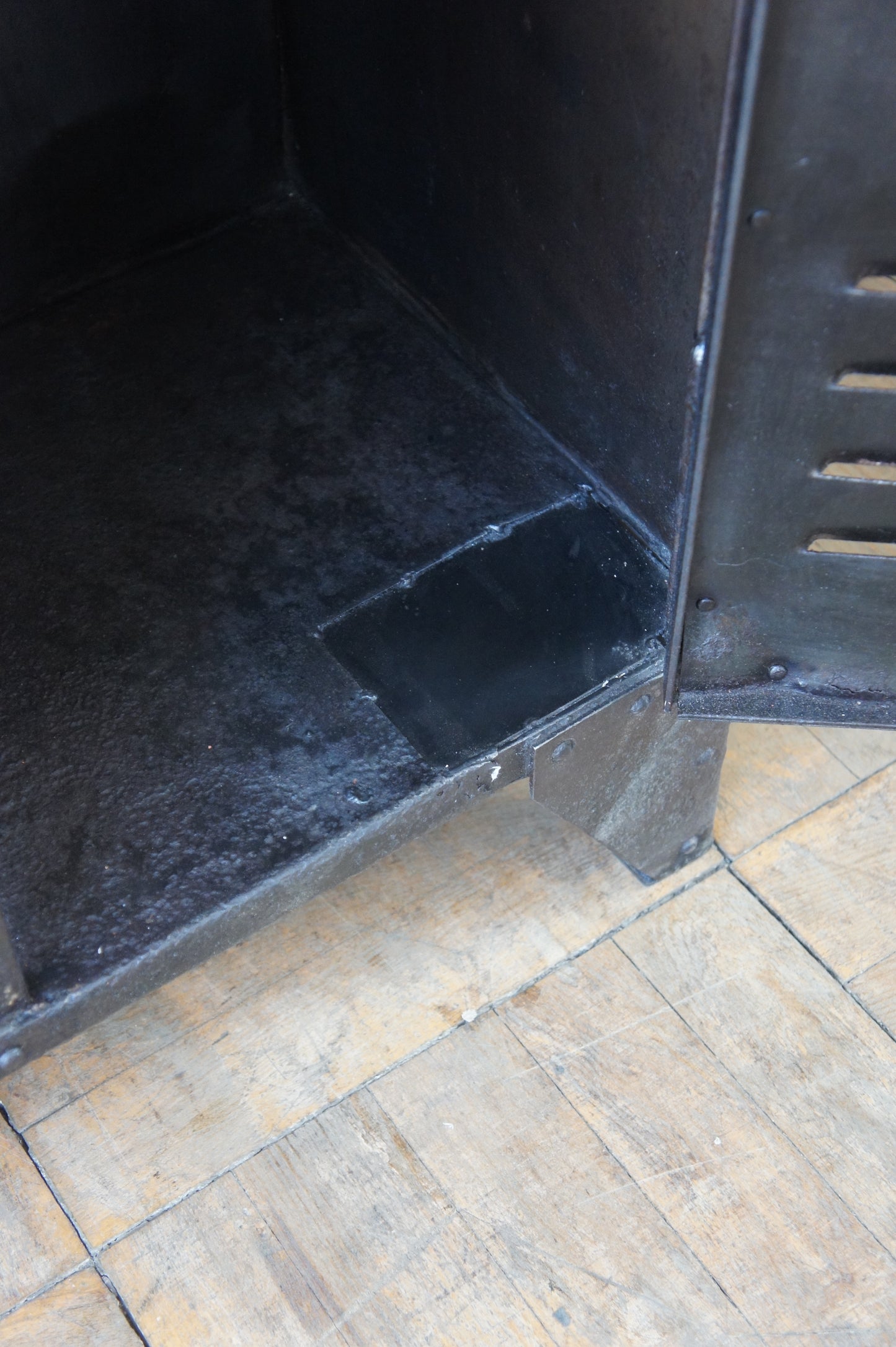 GANTOIS Industrial cabinet