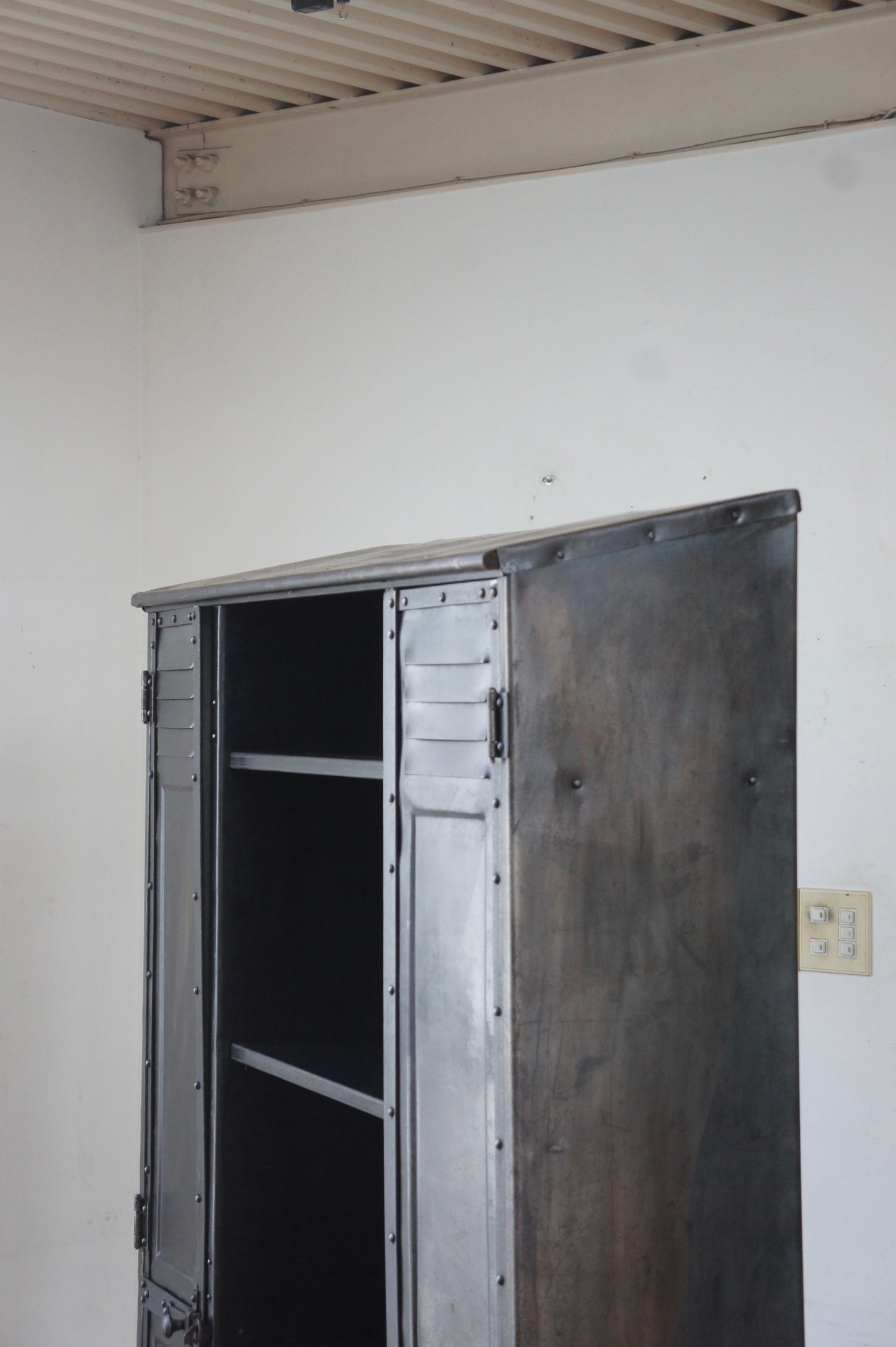 GANTOIS Industrial cabinet