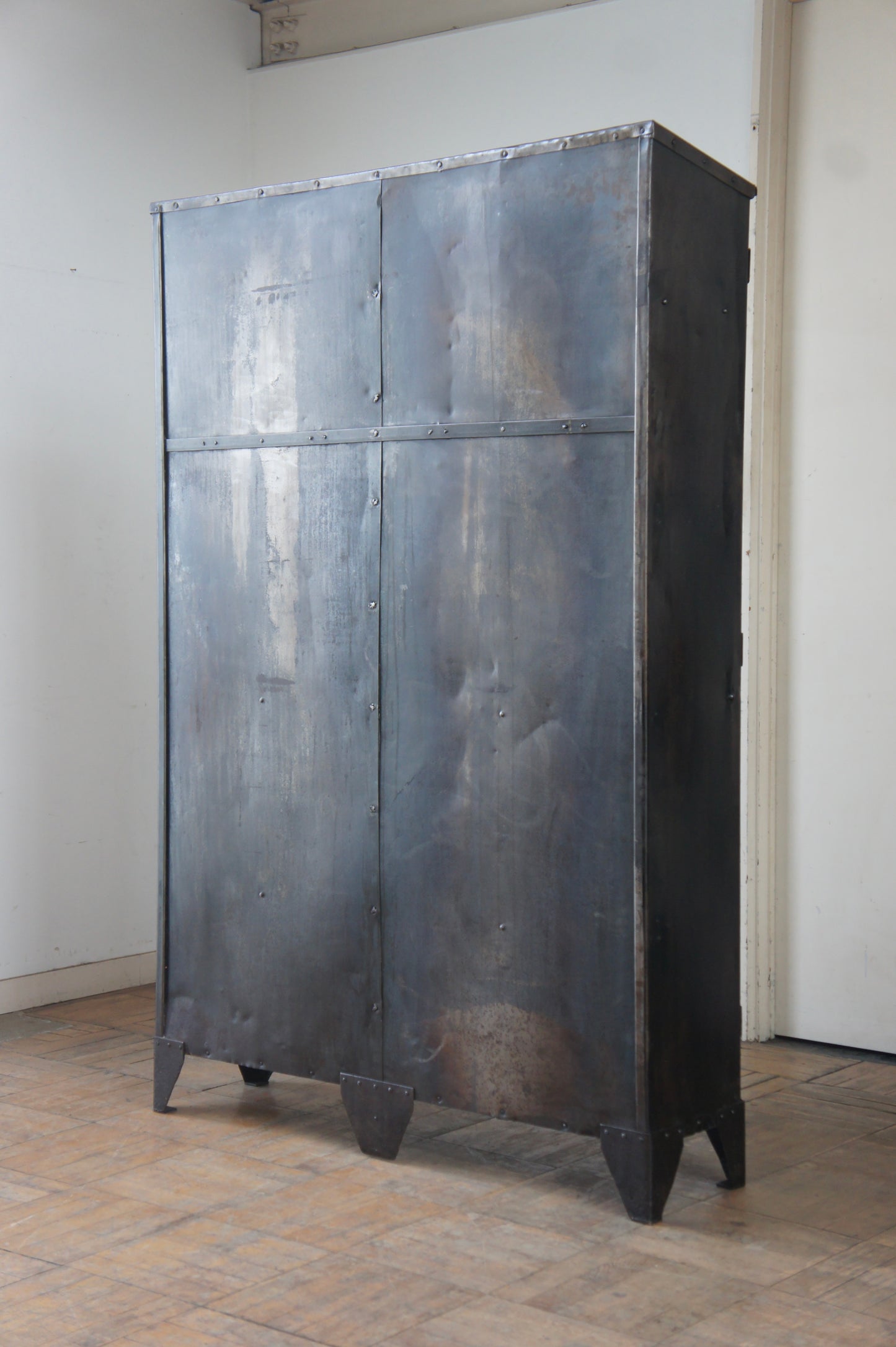 GANTOIS Industrial cabinet