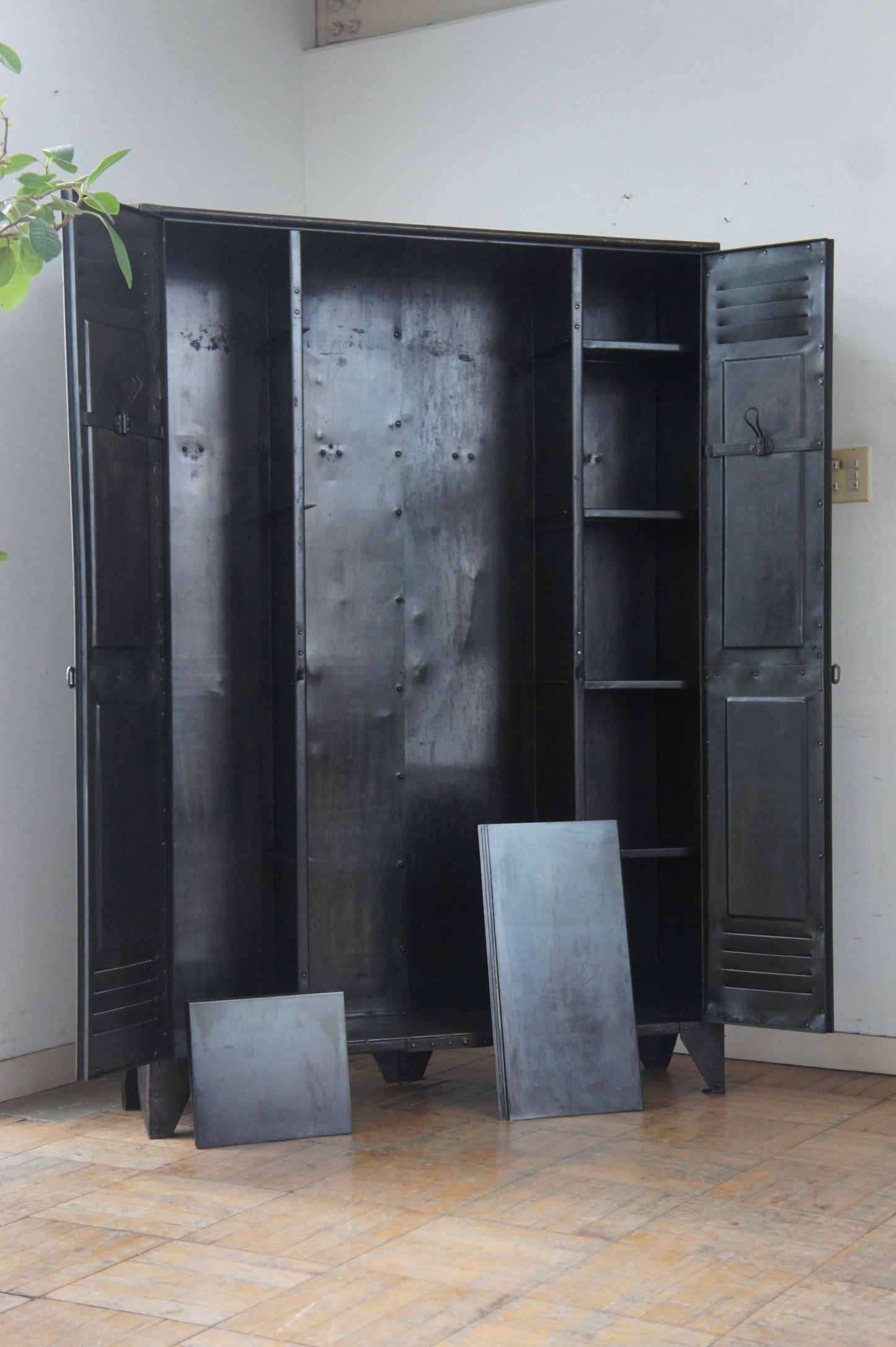 GANTOIS Industrial cabinet