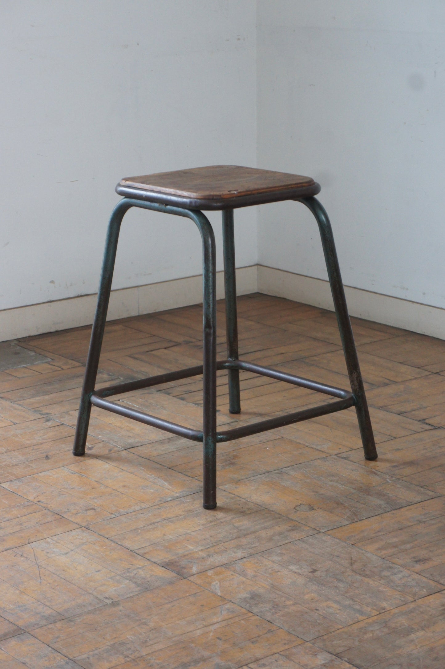 MULLCA Work stool 58