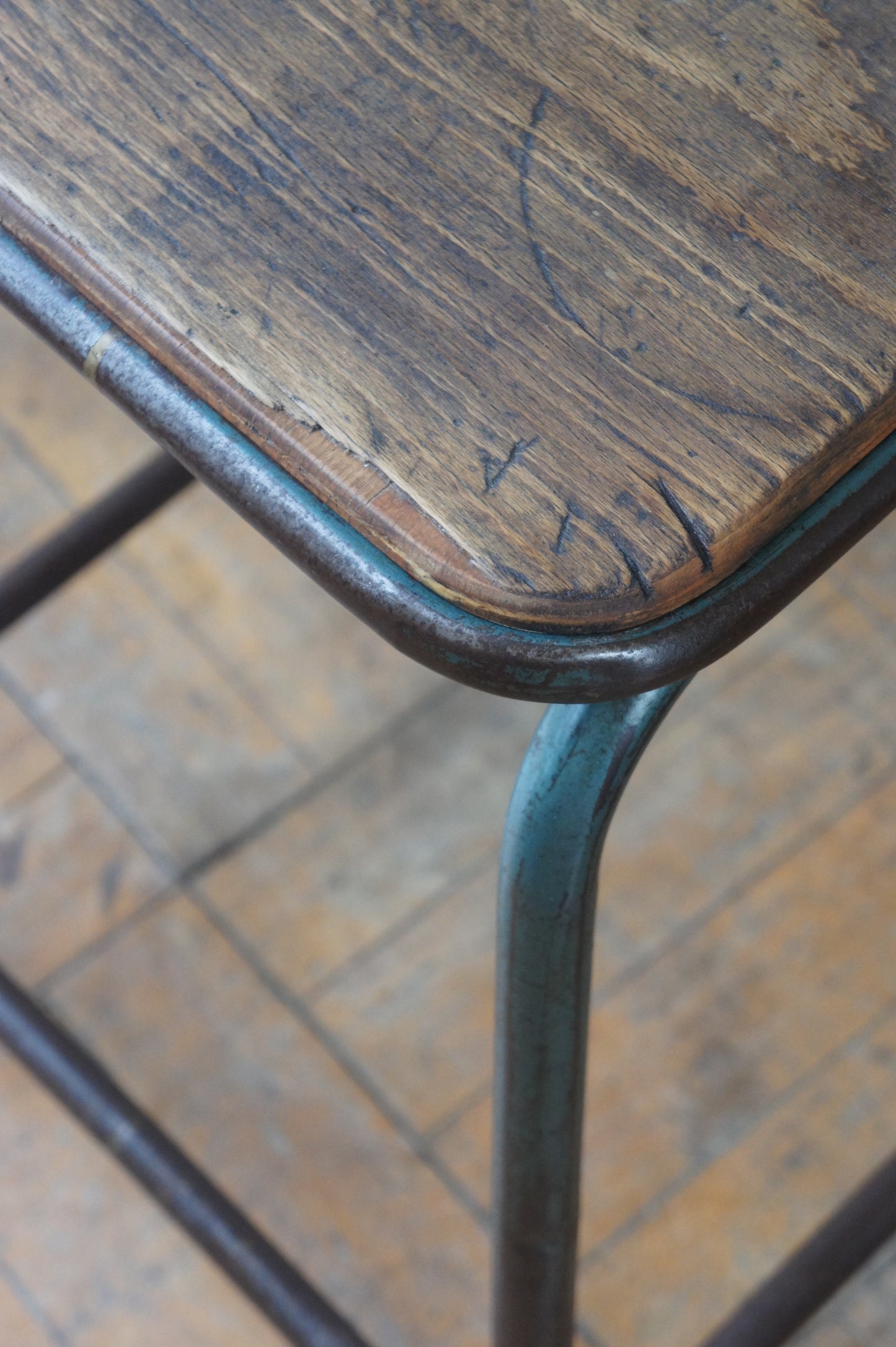 MULLCA Work stool 58