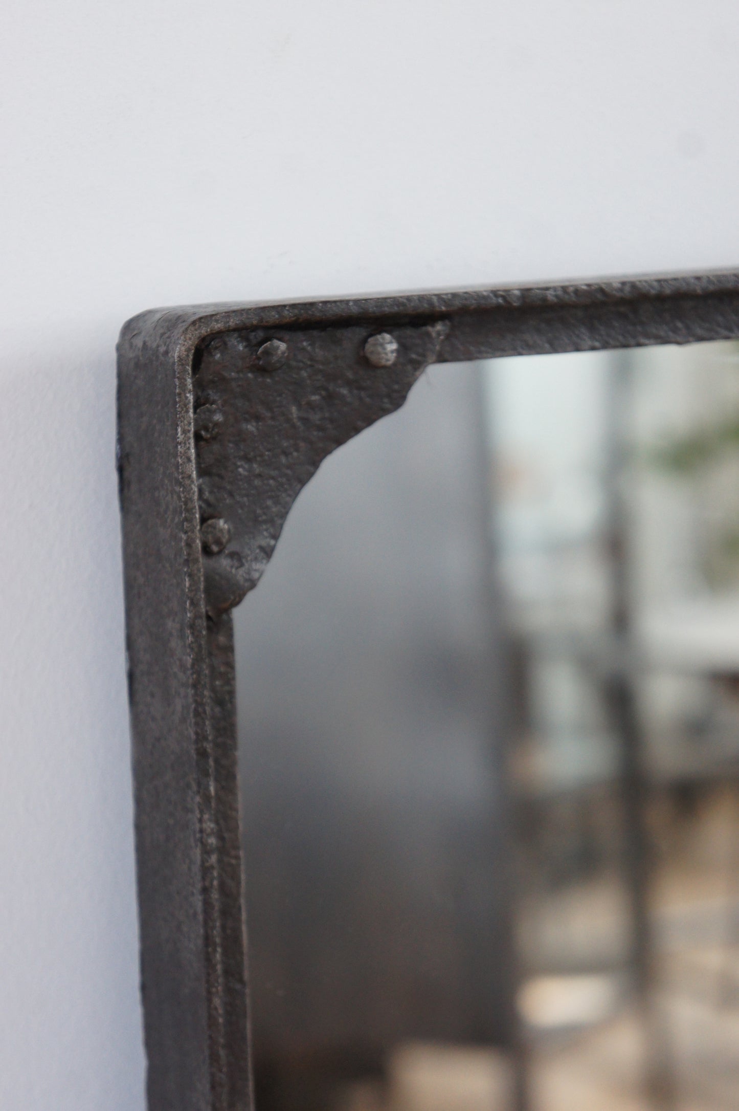 Iron window mirror 8G / A