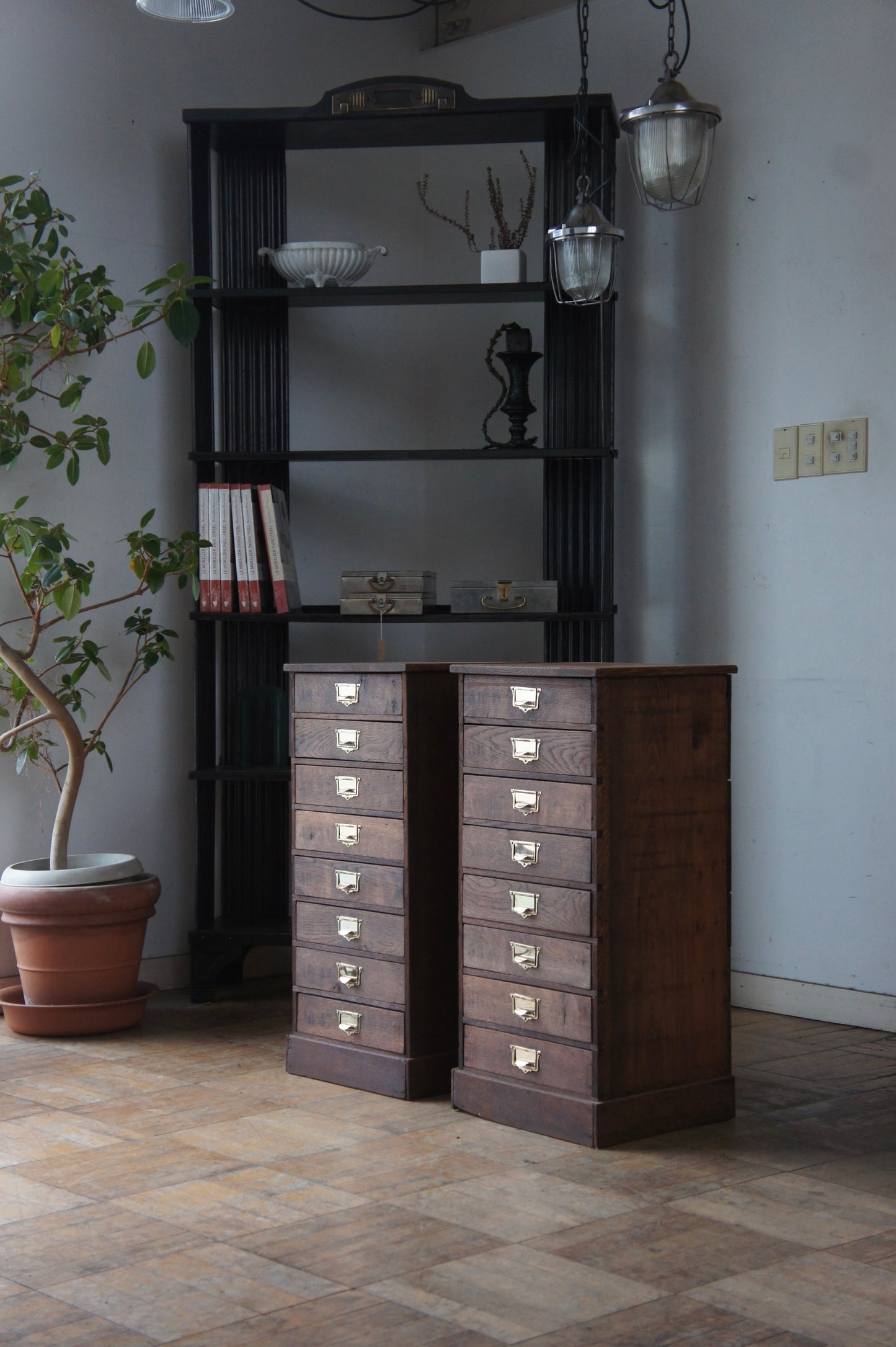 Wooden drawers cabinet 8 / 4B
