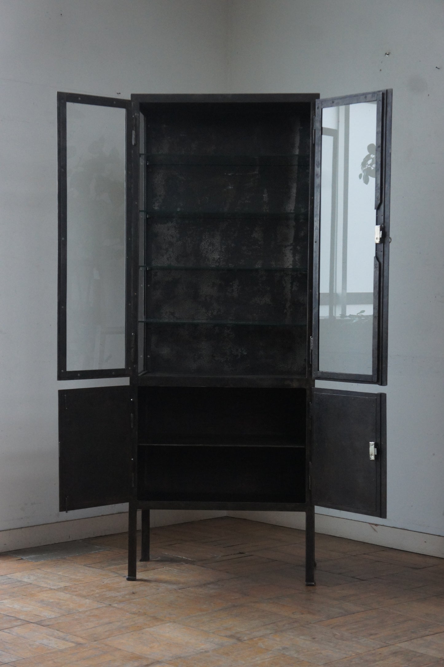 Metal glass cabinet 65