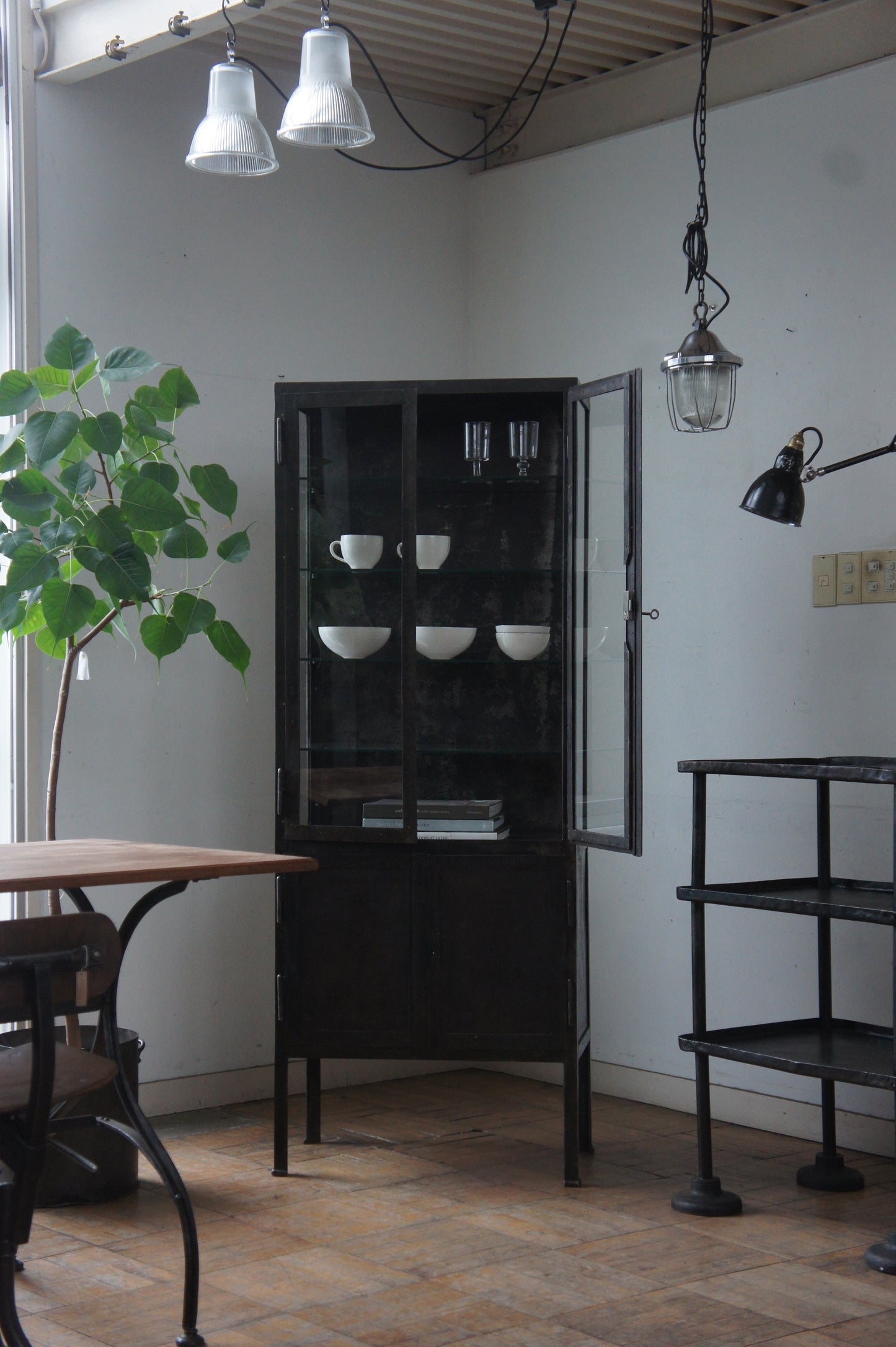 Metal glass cabinet 65
