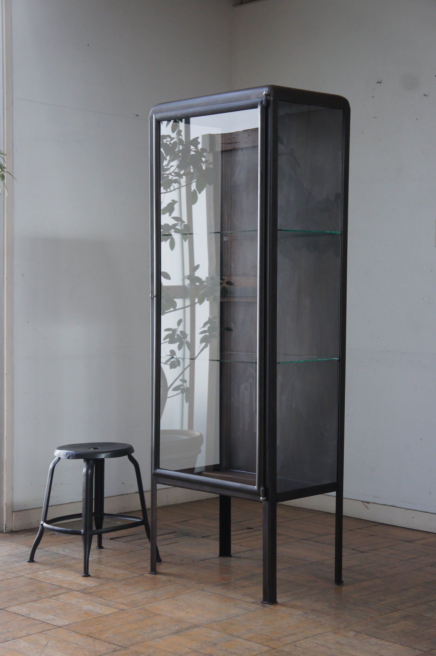 Metal glass cabinet 60
