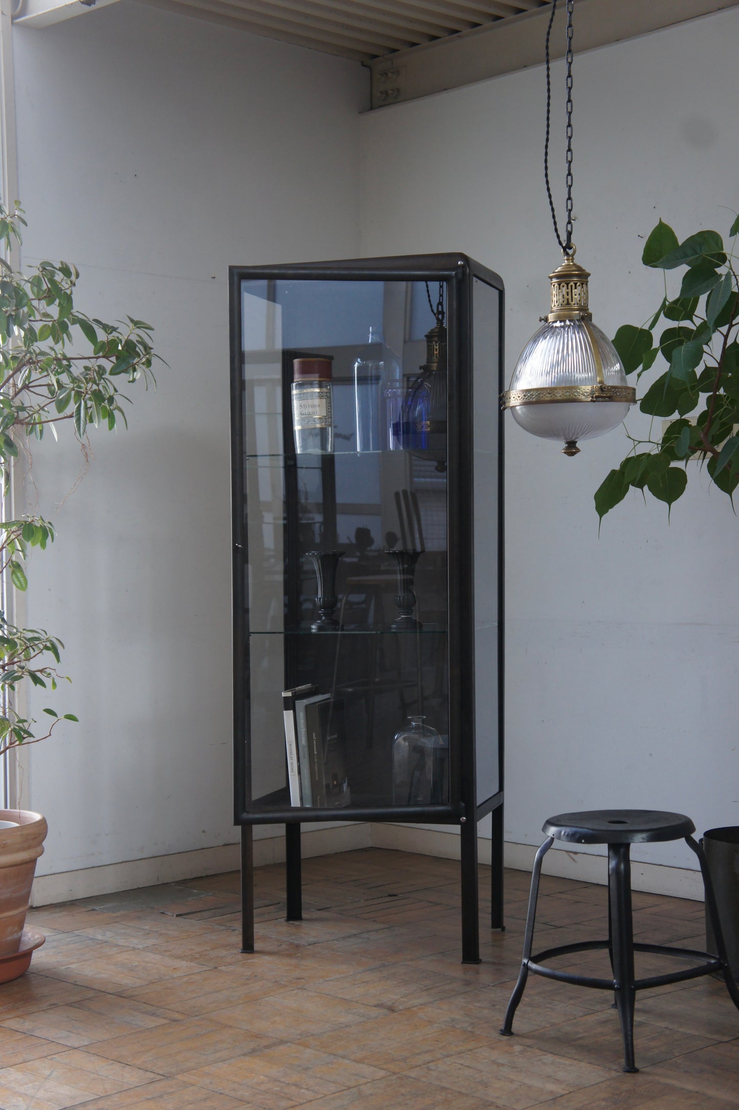 Metal glass cabinet 60
