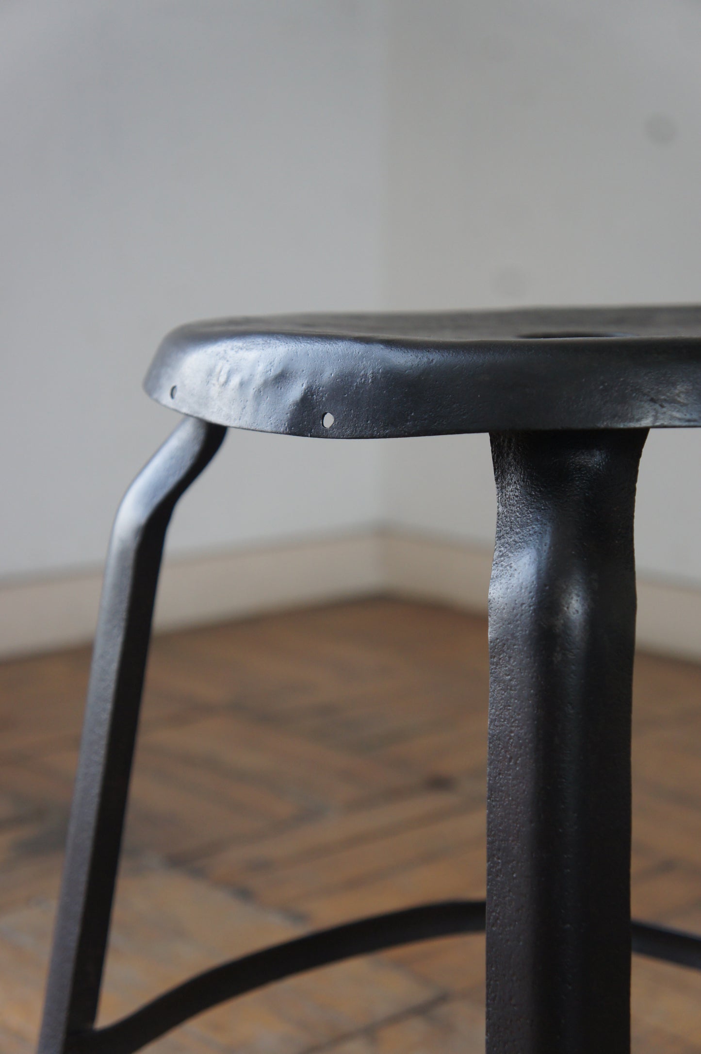 NICOLLE Stool 43