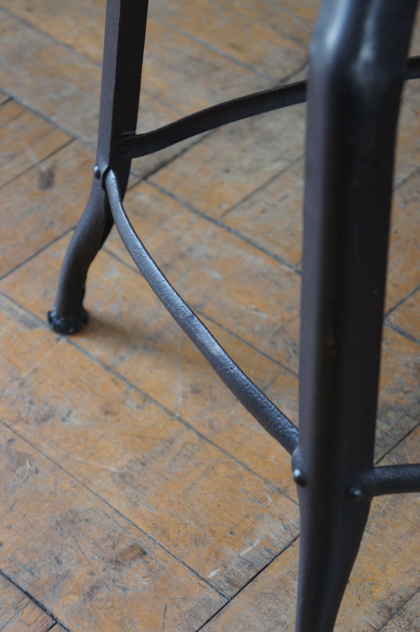 NICOLLE Stool 43