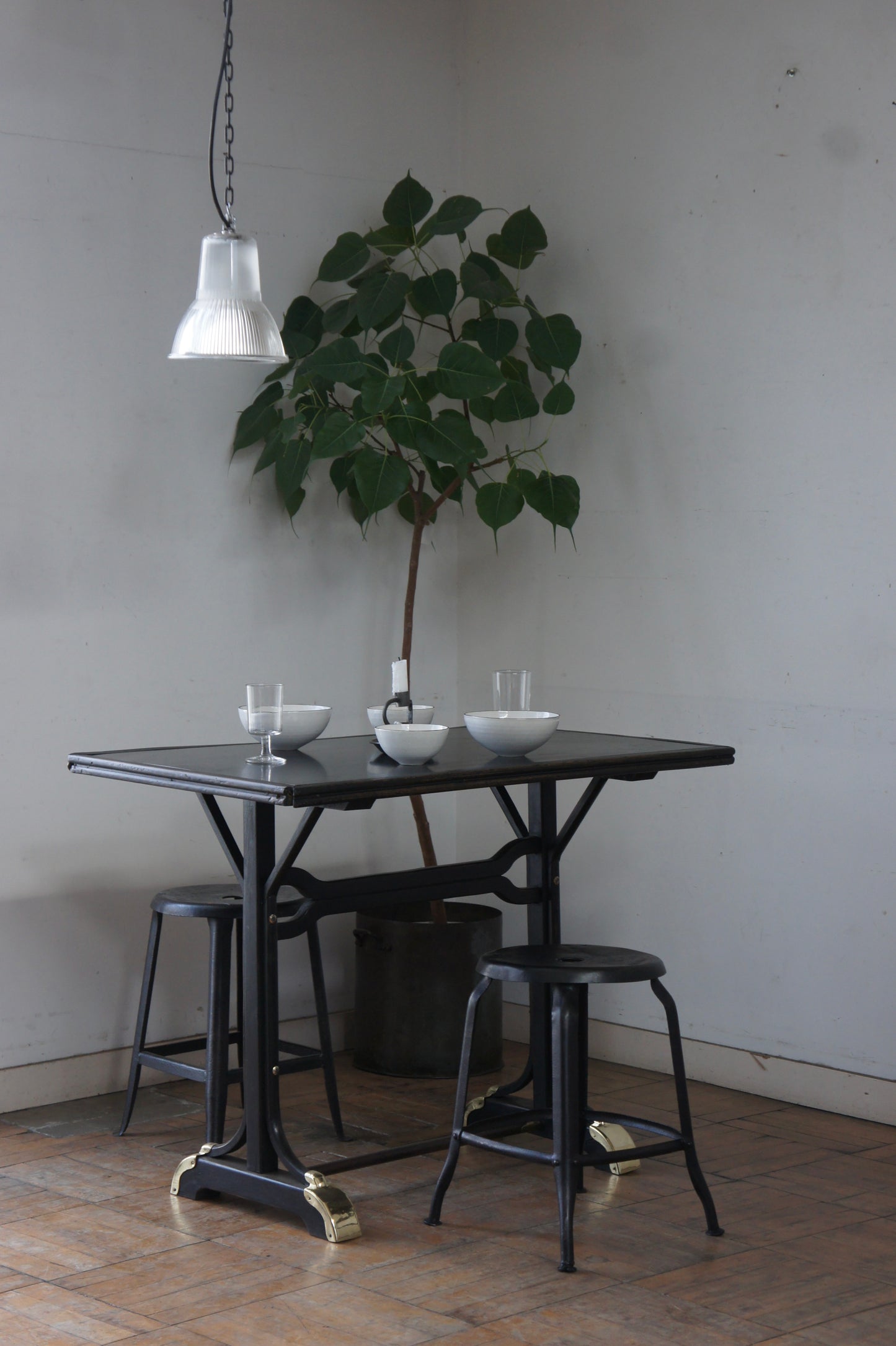 BISTRO Wood table