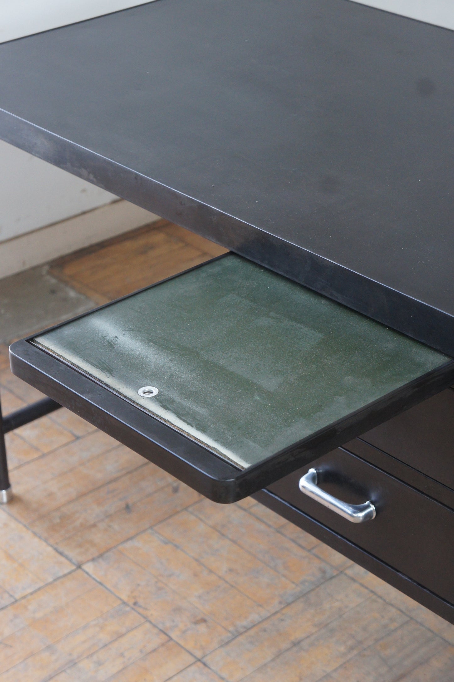 FLAMBO Desk