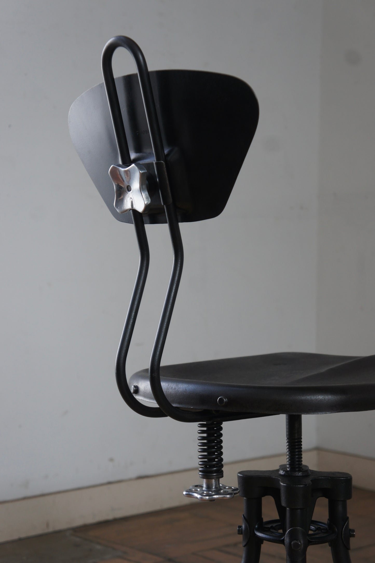 FLAMBO Chair