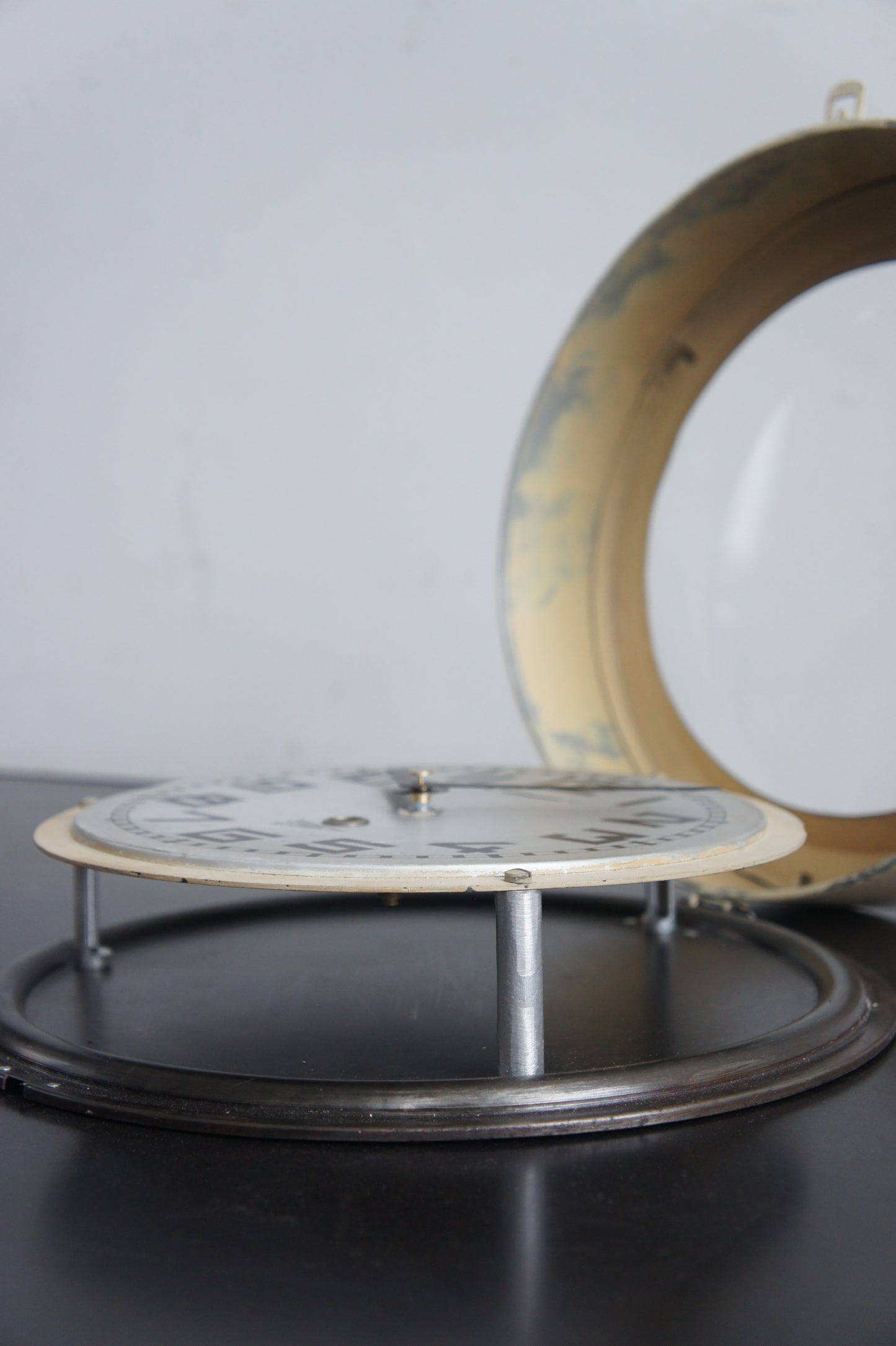 SPENDIA Wall clock / crème