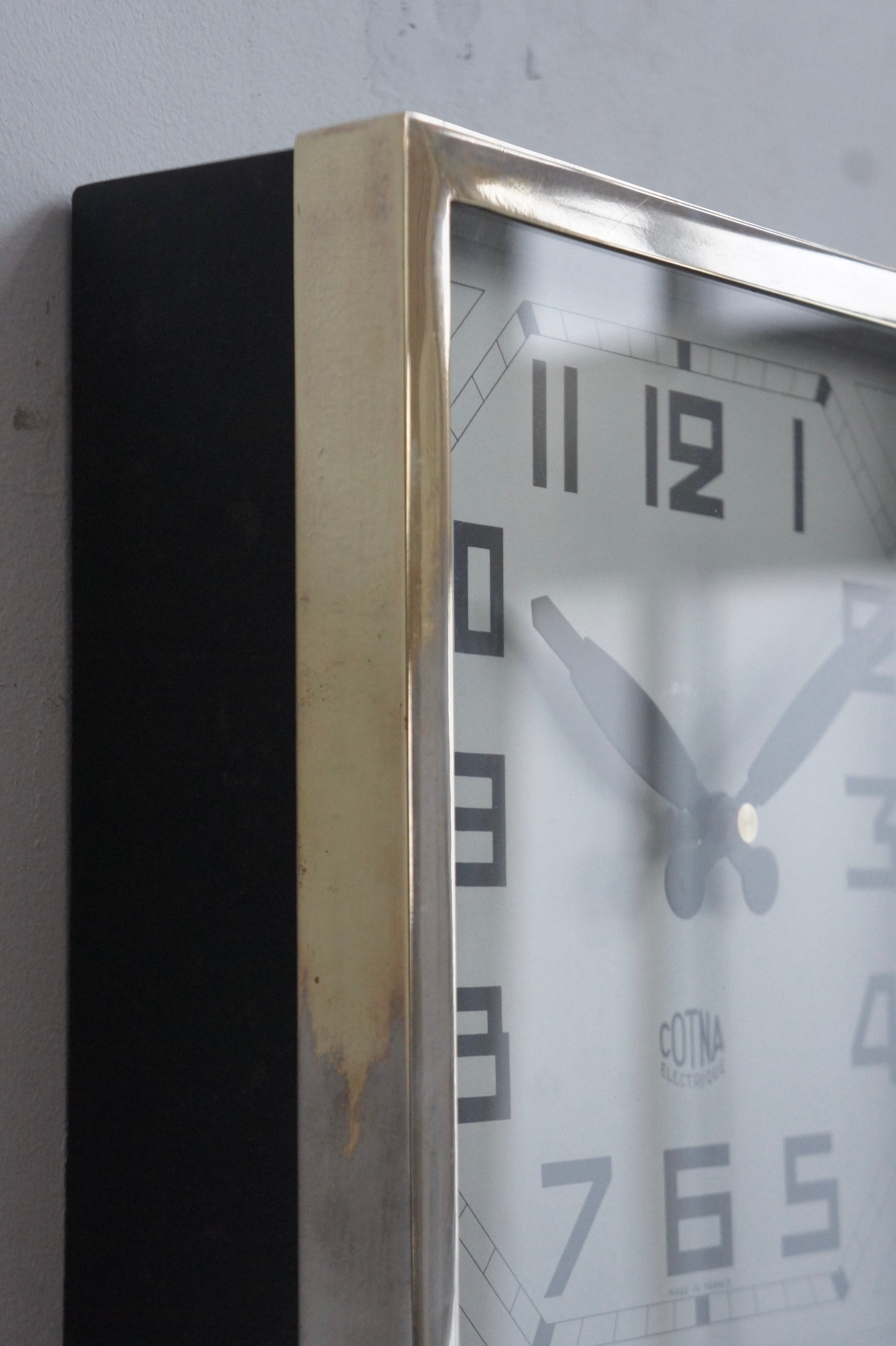 COTNA Wall clock