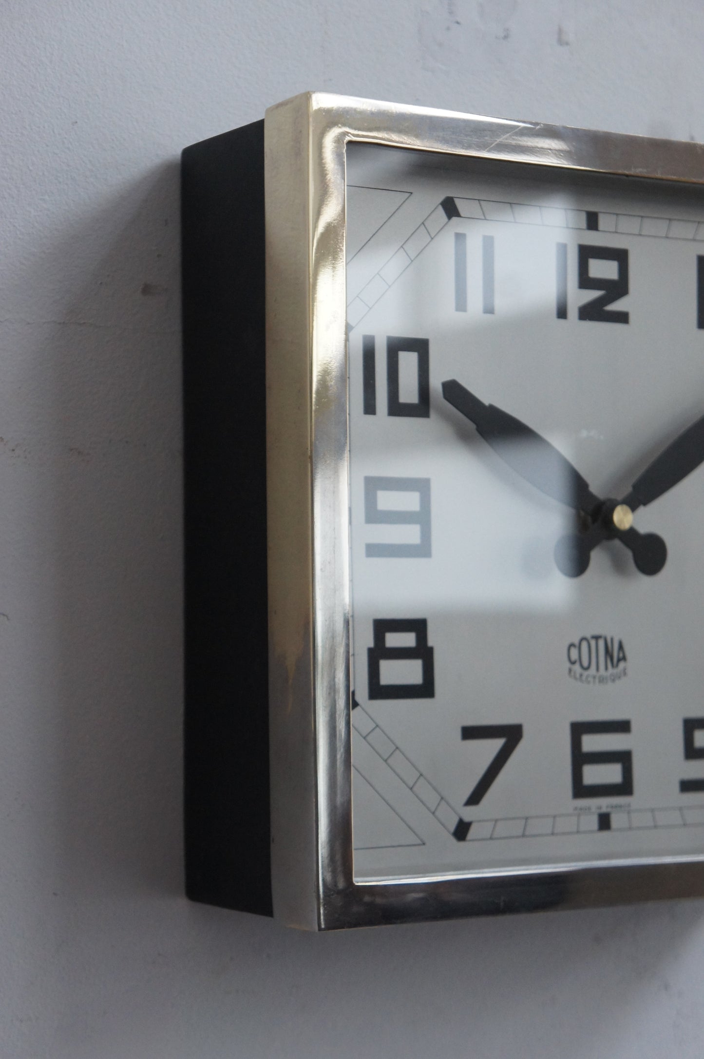 COTNA Wall clock