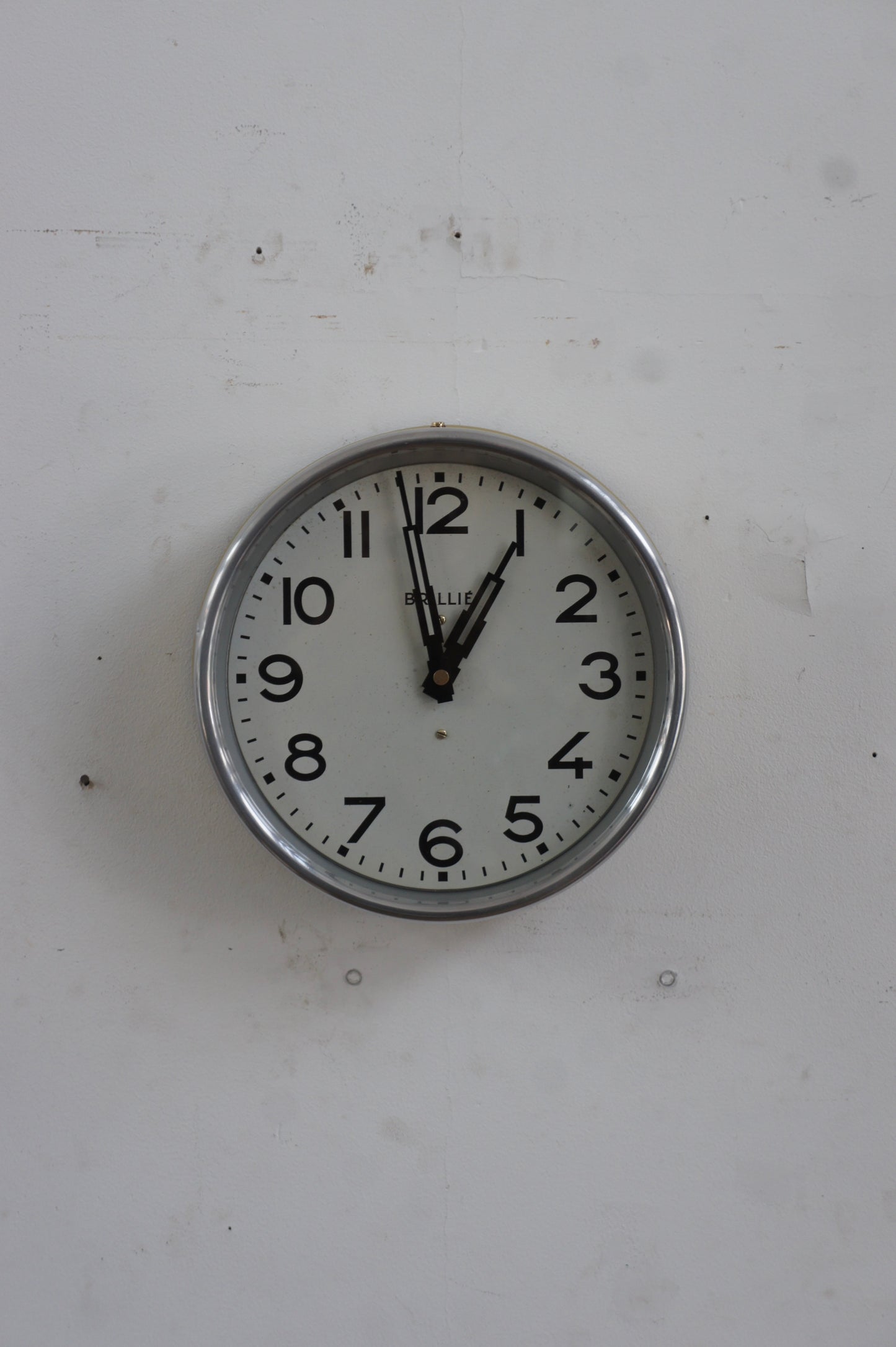BRILLIÉ Wall clock / beige
