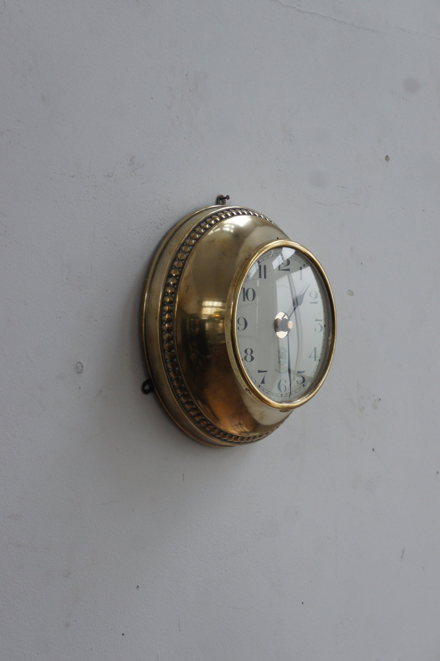 ATO Wall clock / Laiton