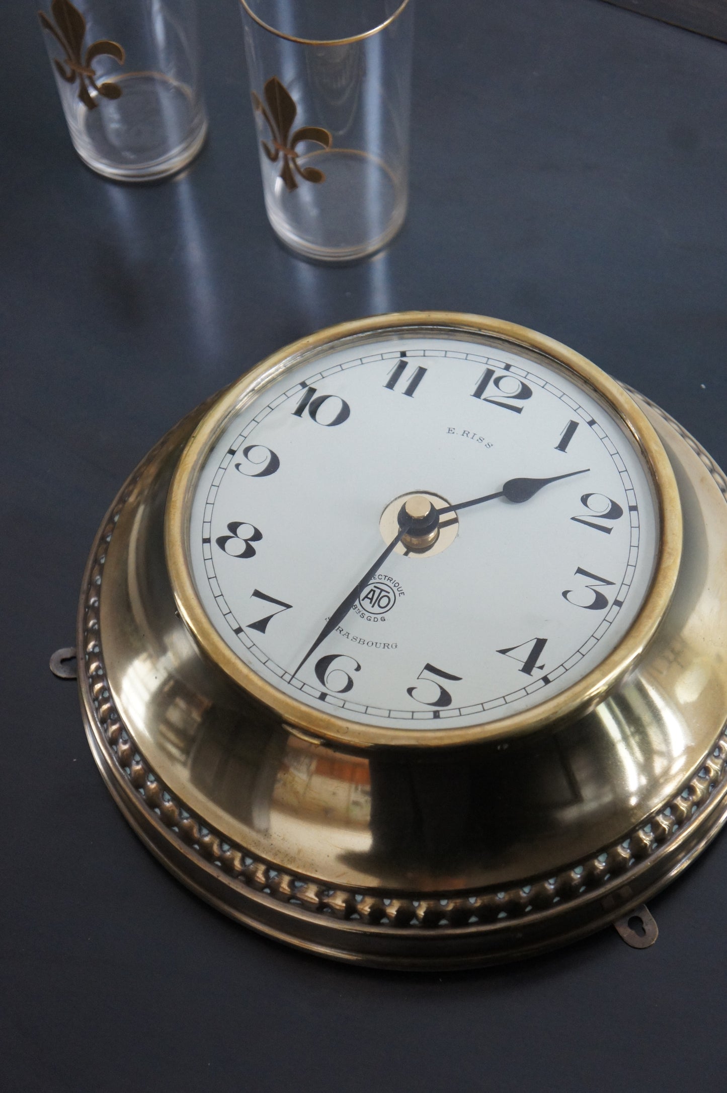ATO Wall clock / Laiton