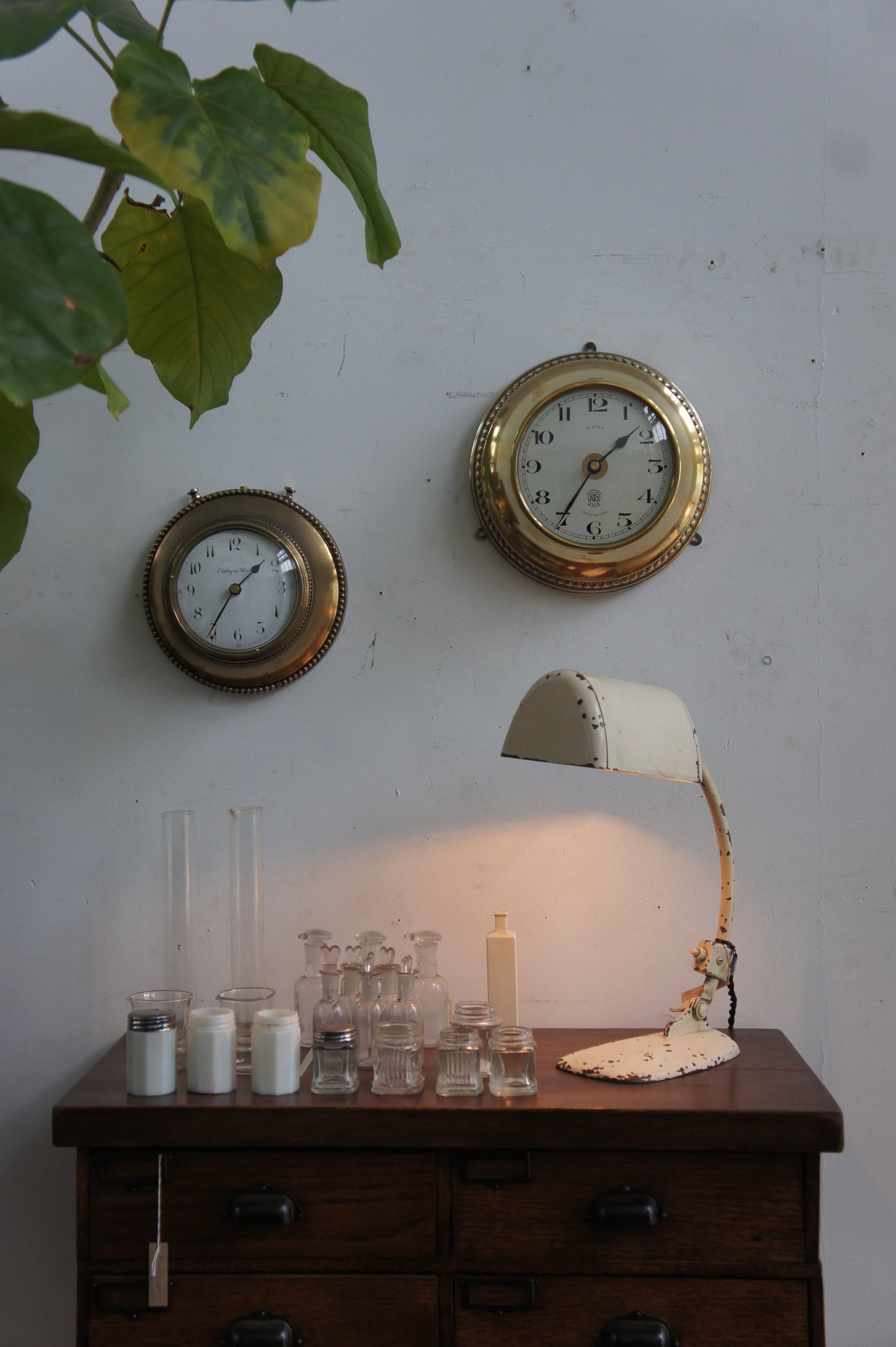 ATO Wall clock / Laiton