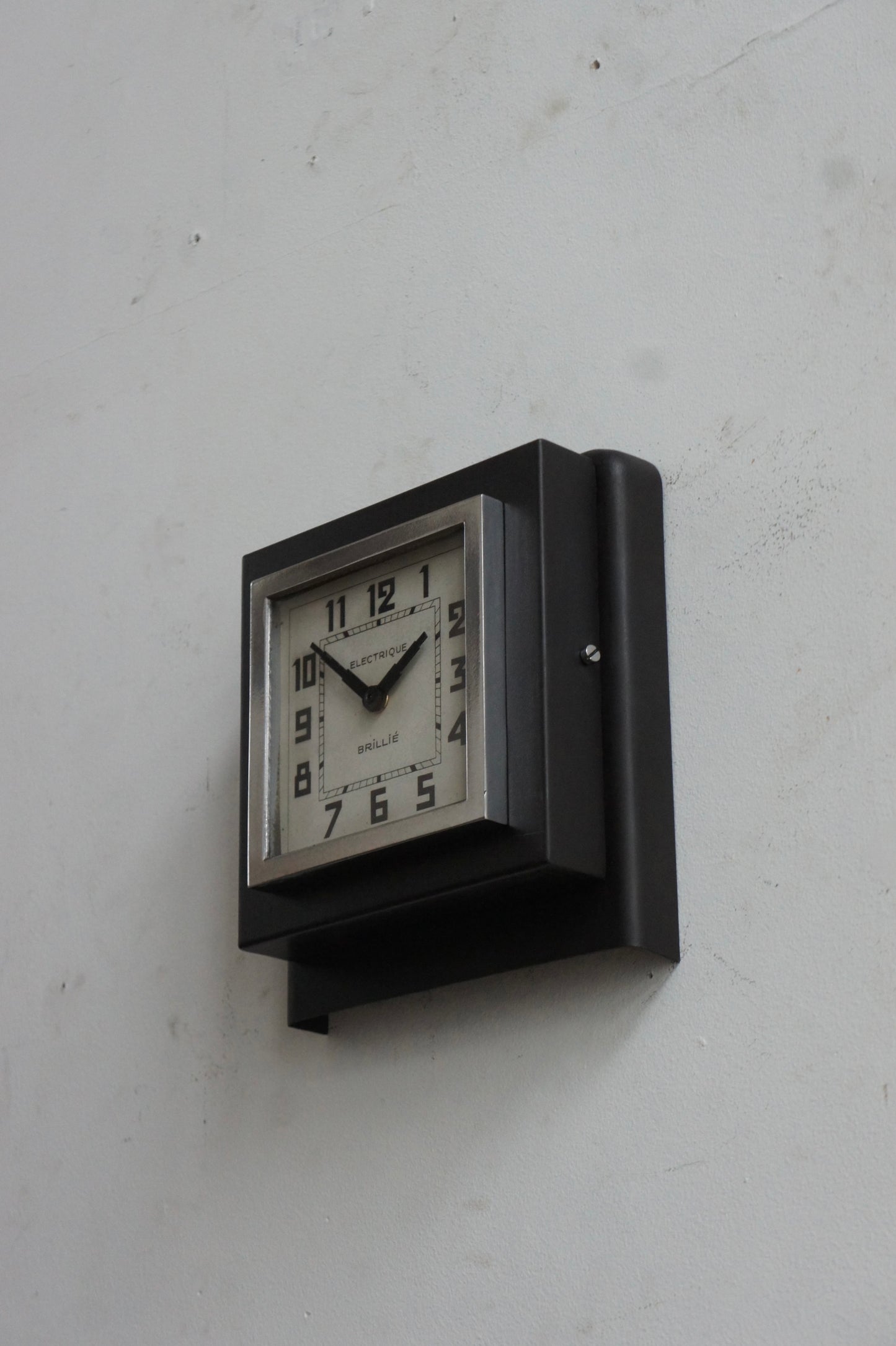 BRILLIÉ Wall clock / étages