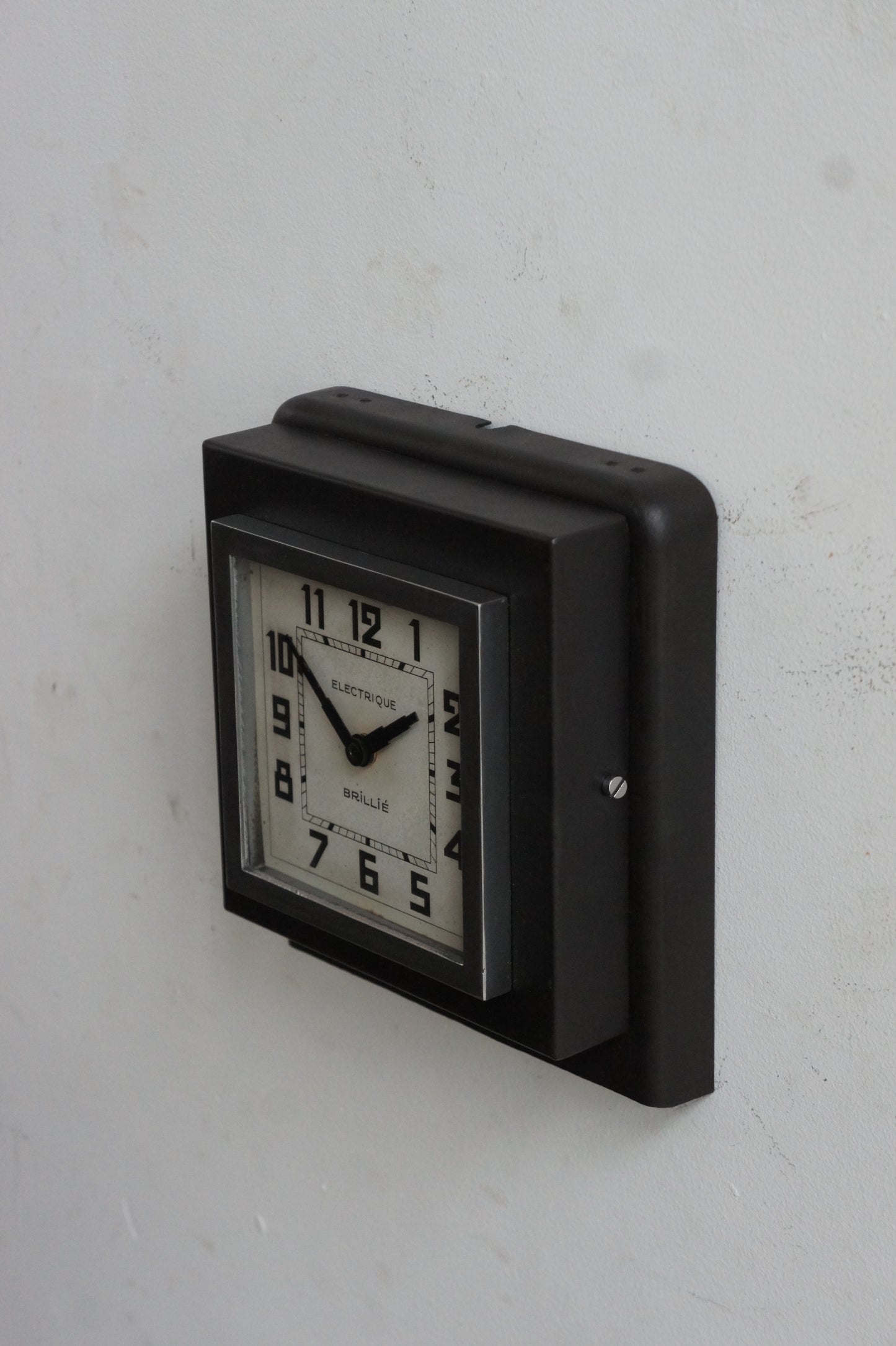 BRILLIÉ Wall clock / étages