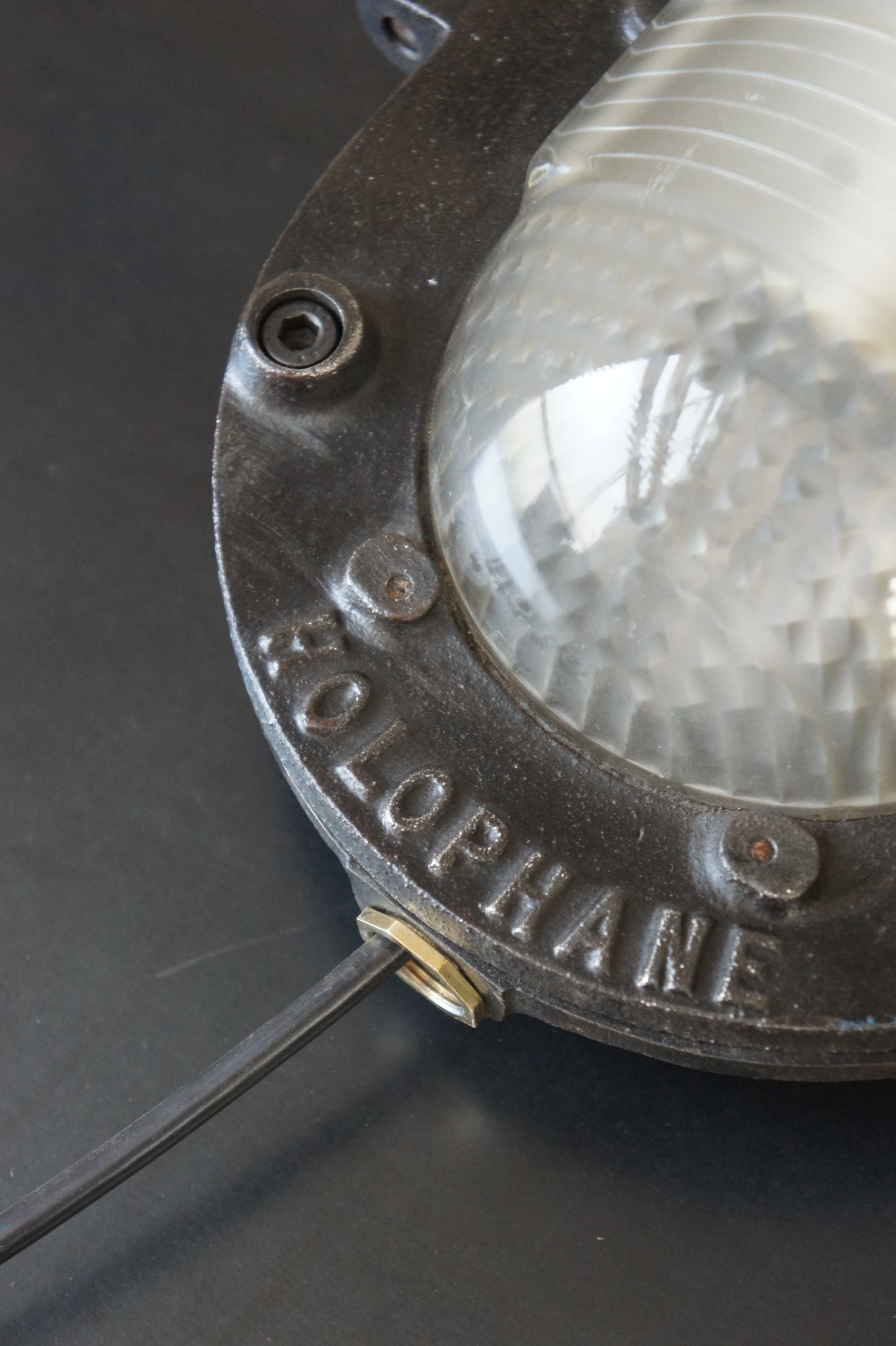 HOLOPHANE Bulkhead Light