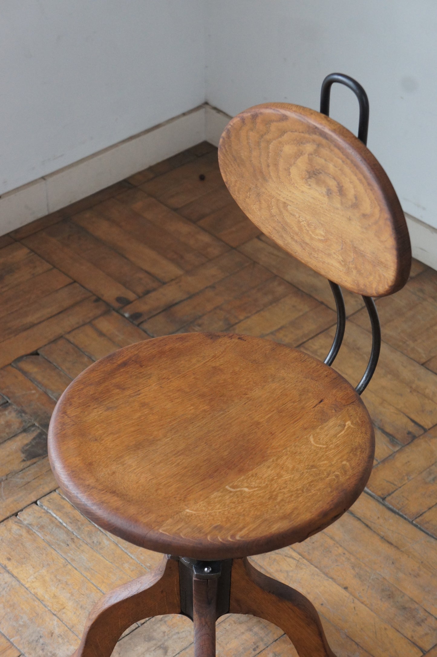 BAUMANN Chair