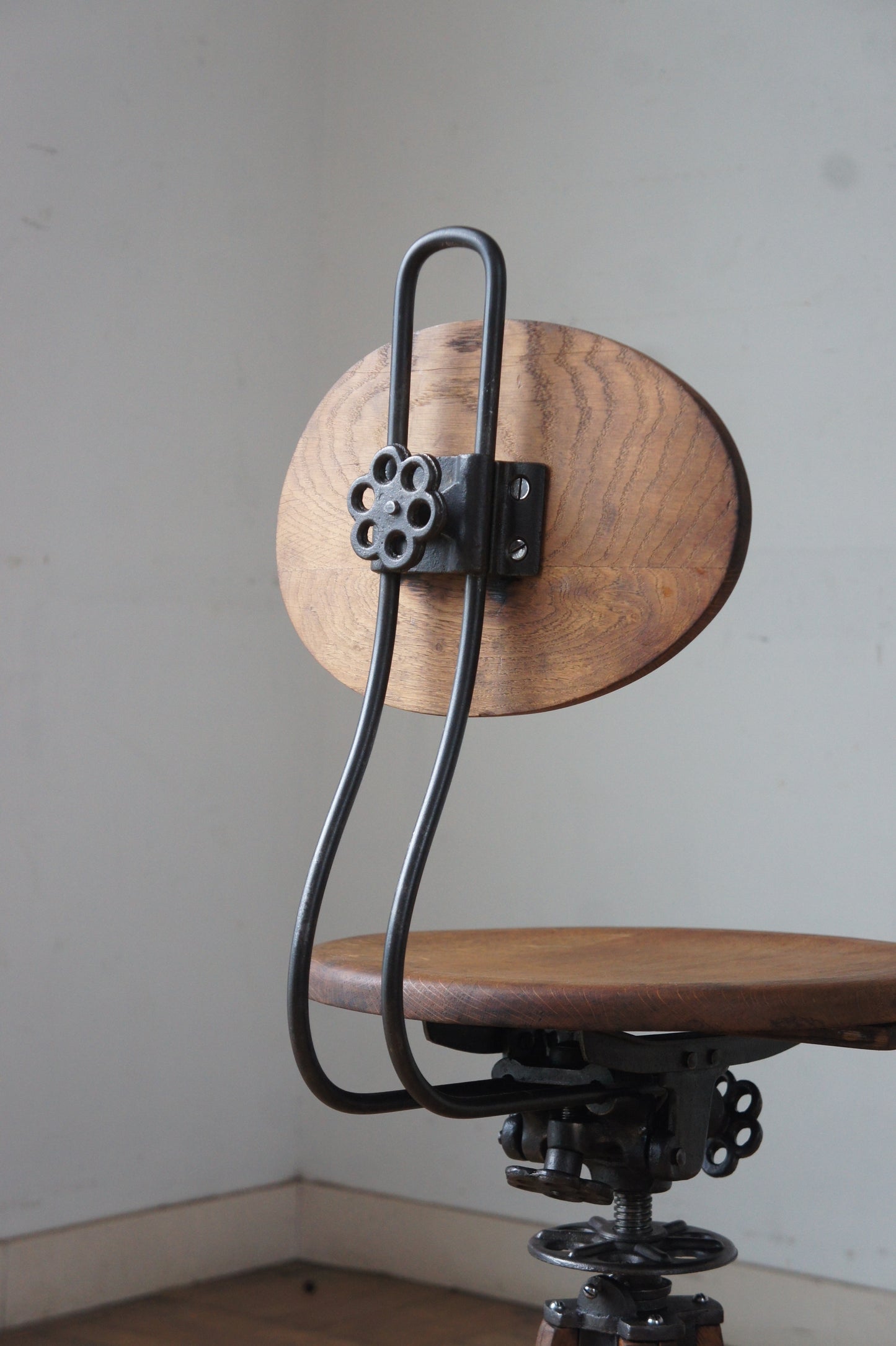 BAUMANN Chair
