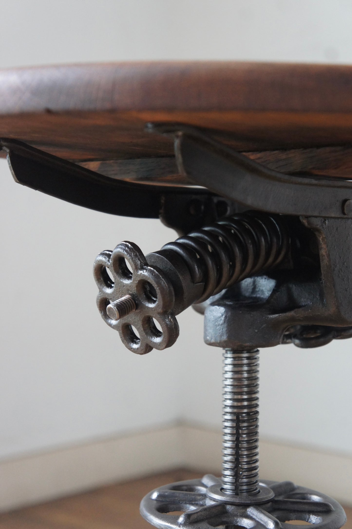 BAUMANN Chair