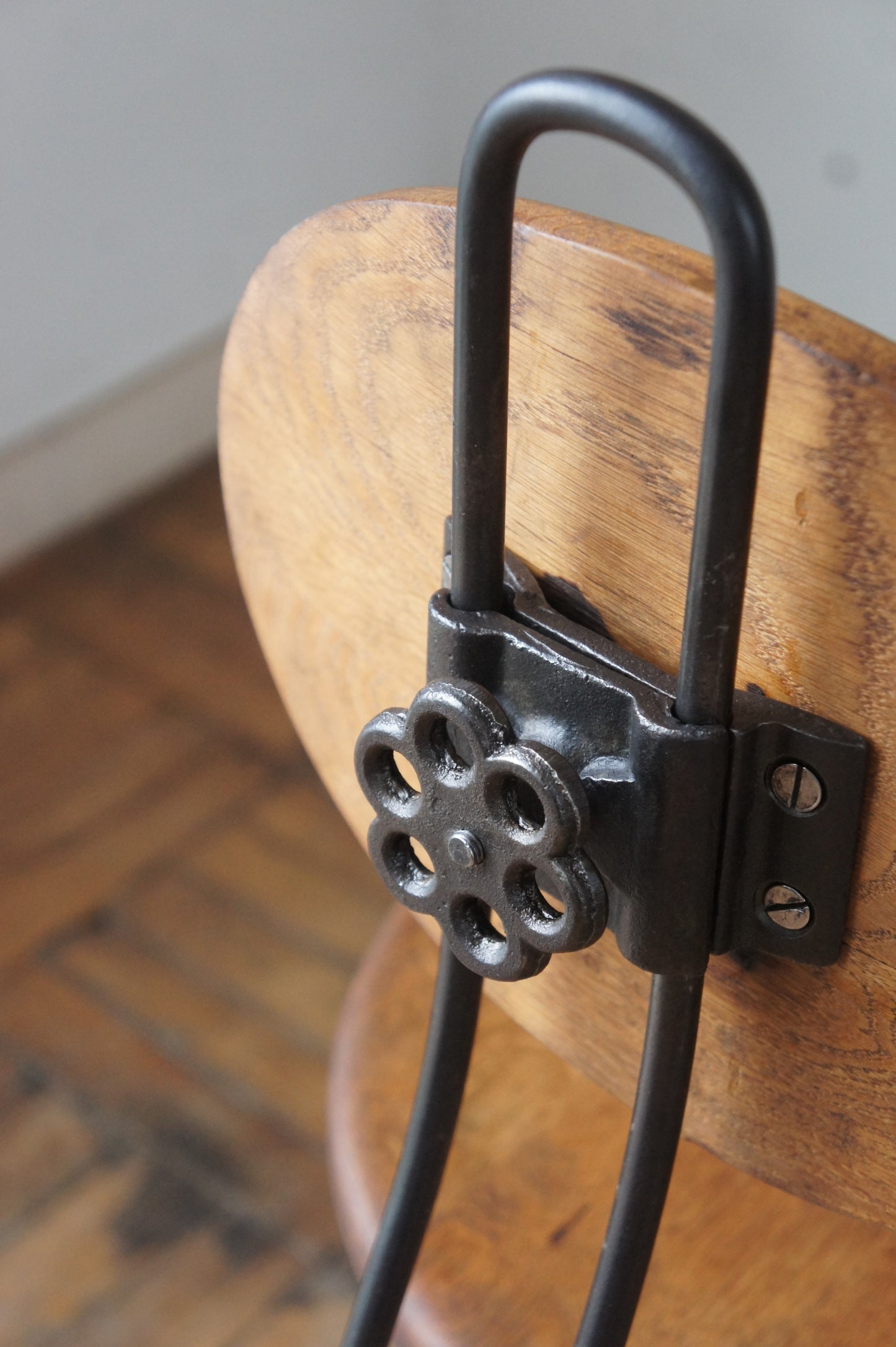 BAUMANN Chair