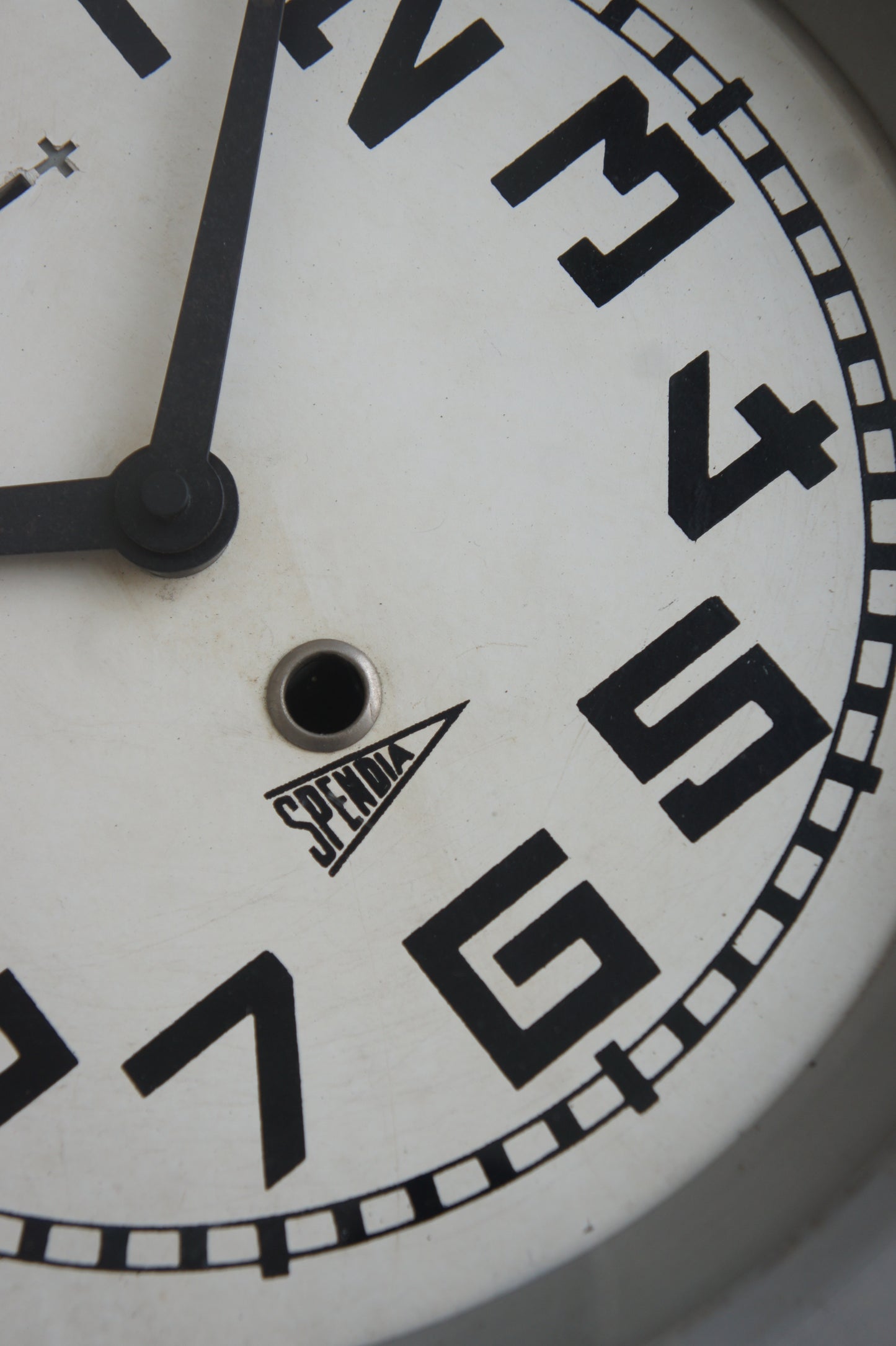 SPENDIA Wall clock / gris
