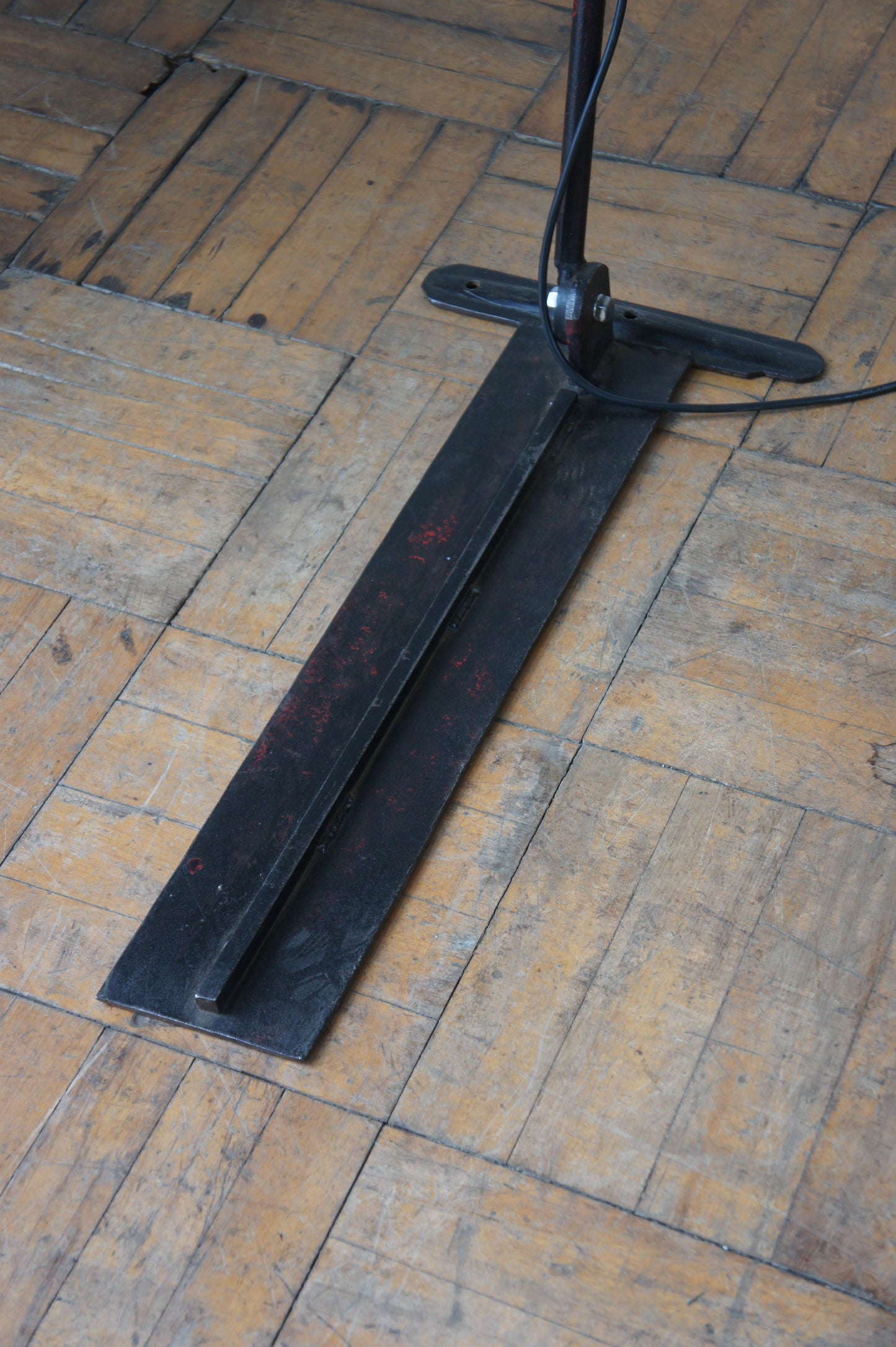 4 Arm Workshop Light