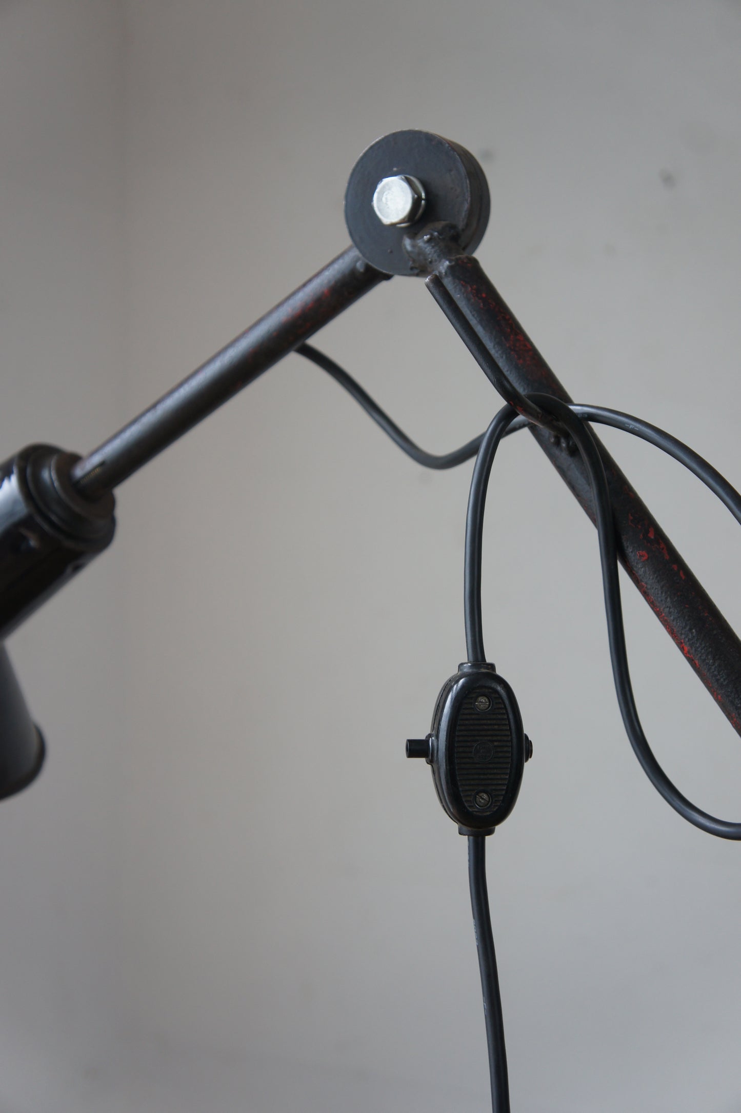 4 Arm Workshop Light